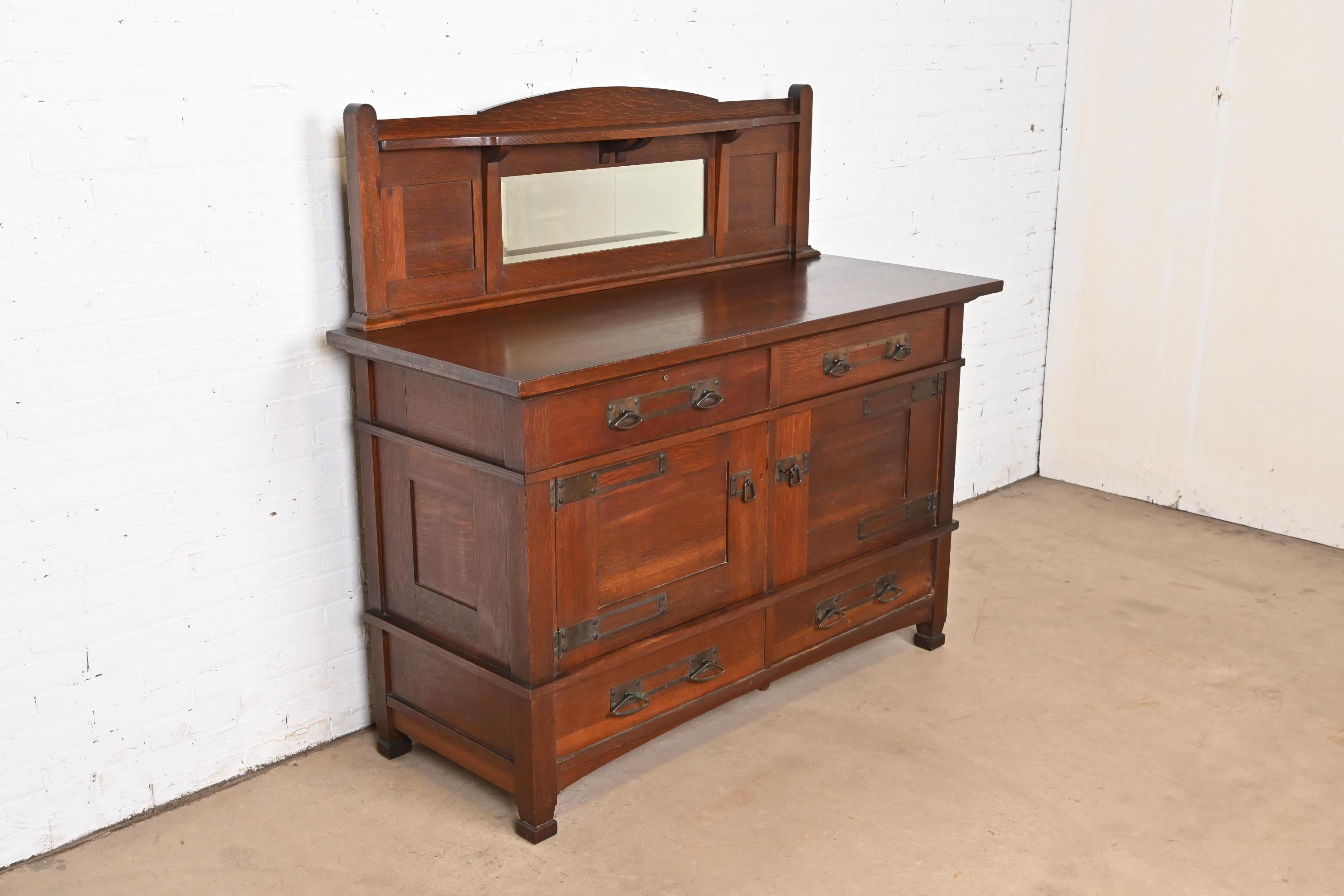 Stickley Brothers Style Mission Oak Arts & Crafts Sideboard or Bar Cabinet In Good Condition In South Bend, IN