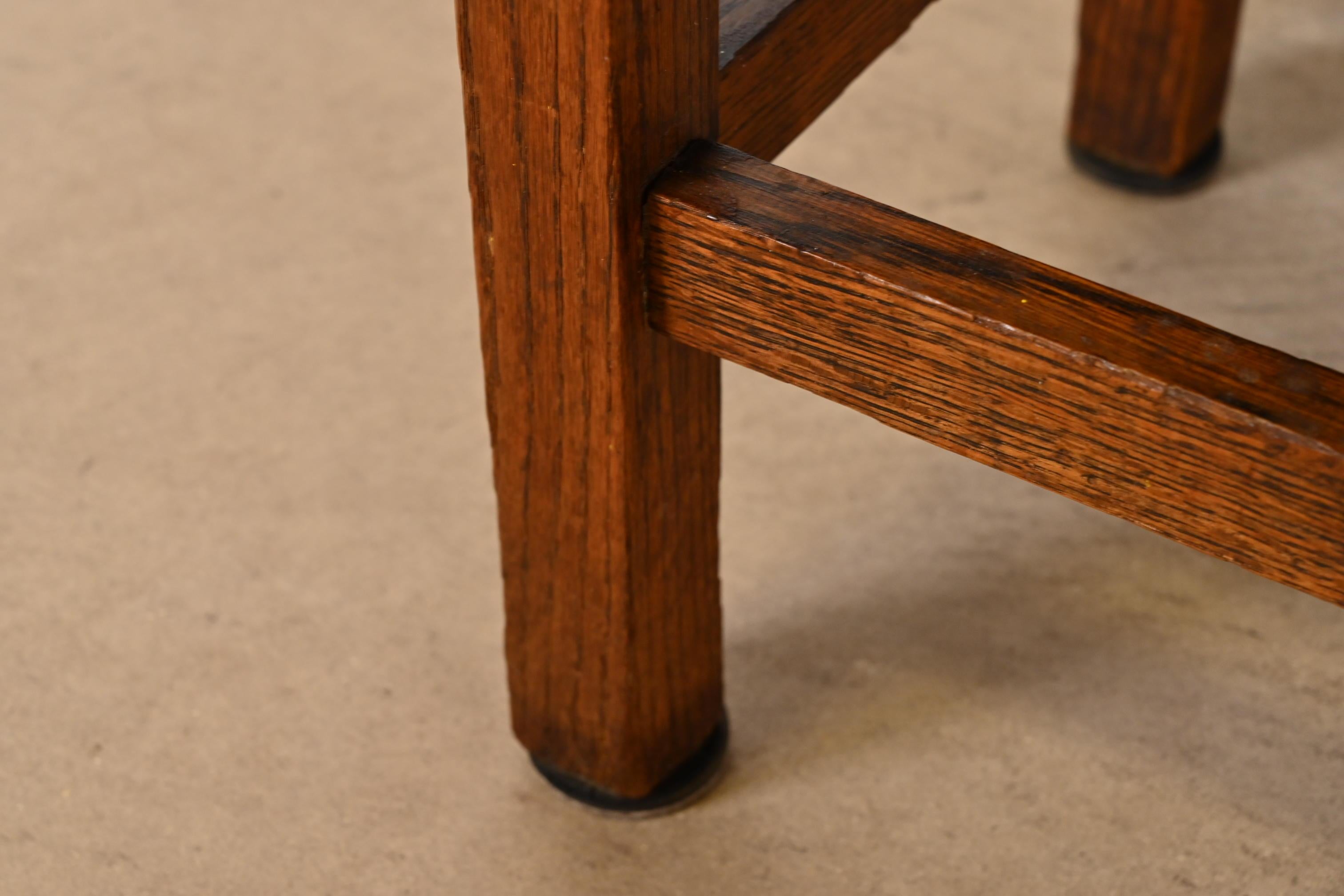 Stickley Brothers Stil Mission Eichenholz Arts & Crafts gepolsterter Fußhocker im Angebot 1