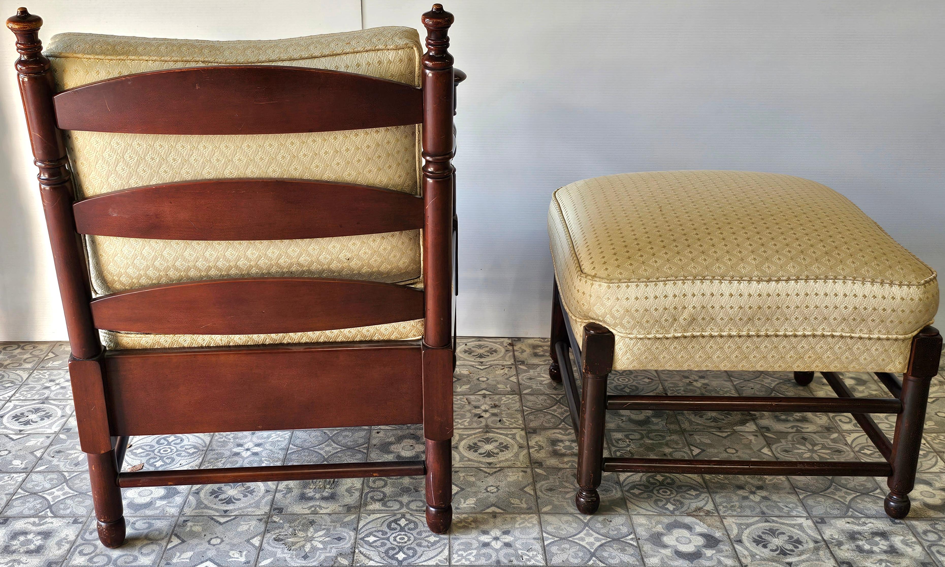 Stickley English Colonial Collection Cherry Valley Ensemble chaise longue et ottoman en vente 4