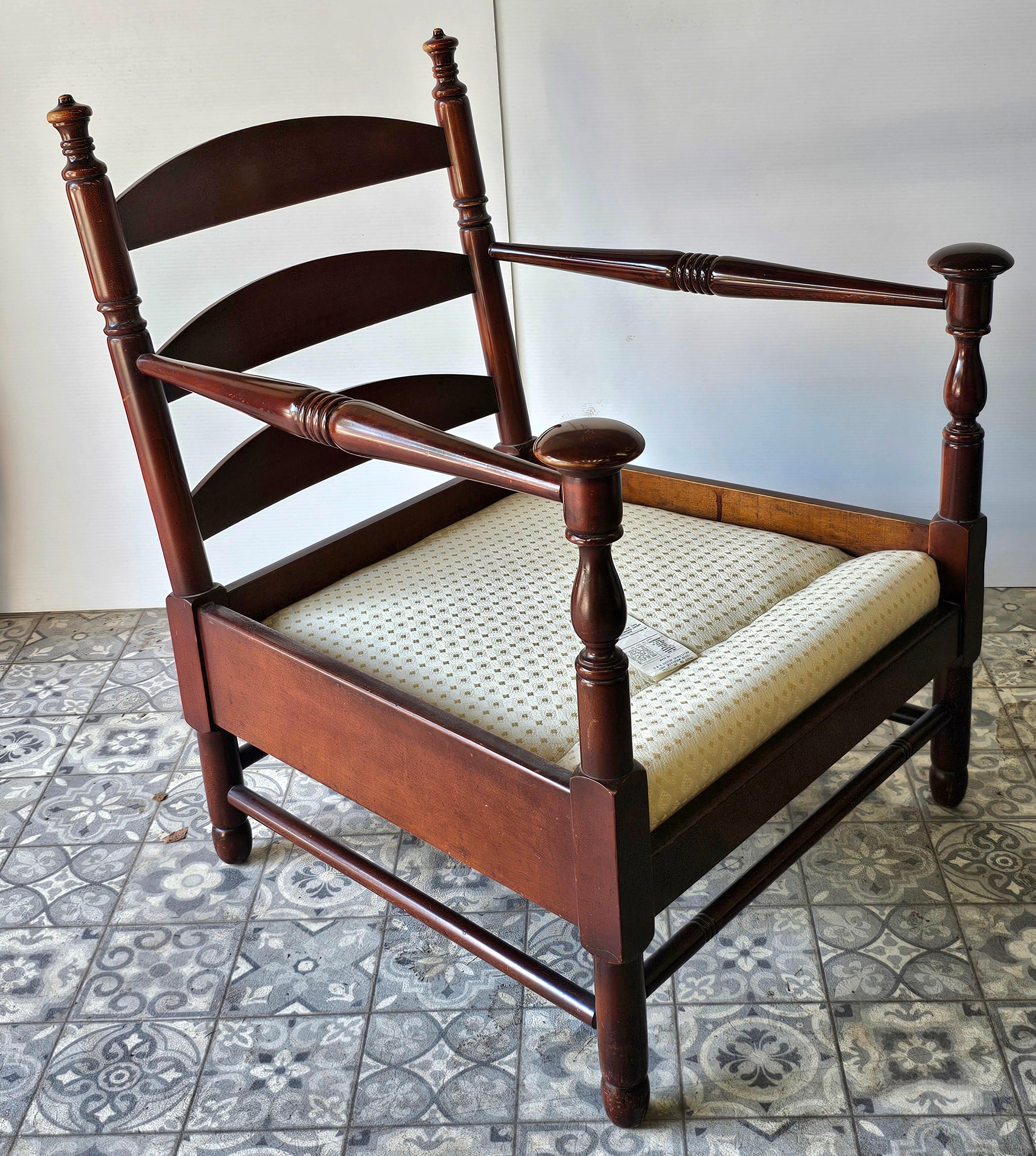 Stickley English Colonial Collection Cherry Valley Ensemble chaise longue et ottoman en vente 5