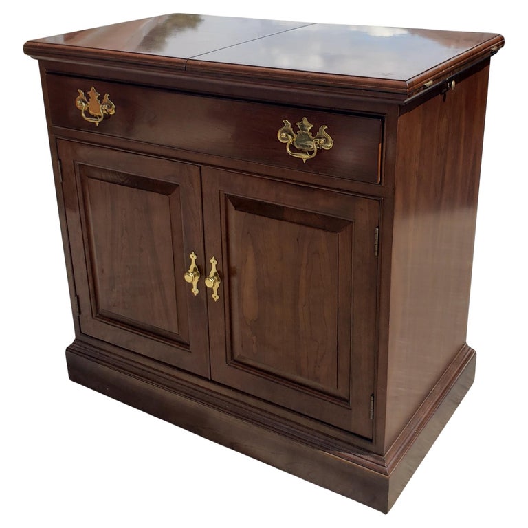 Stickley Chippendale Cherry Expandable Buffet Server on Wheels For Sale at 1stDibs