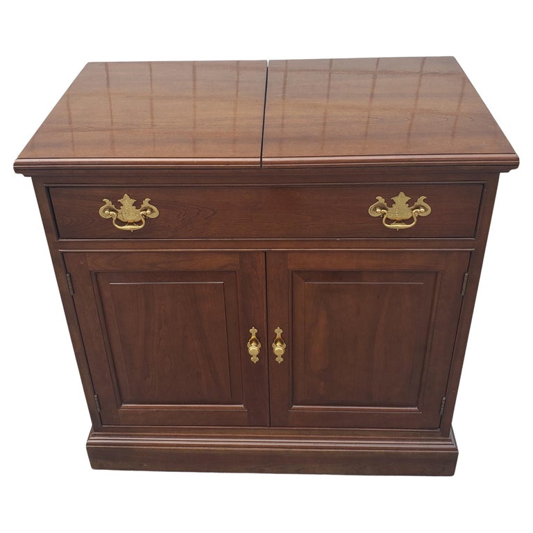 Stickley Chippendale Cherry Expandable Buffet Server on Wheels For Sale at 1stDibs