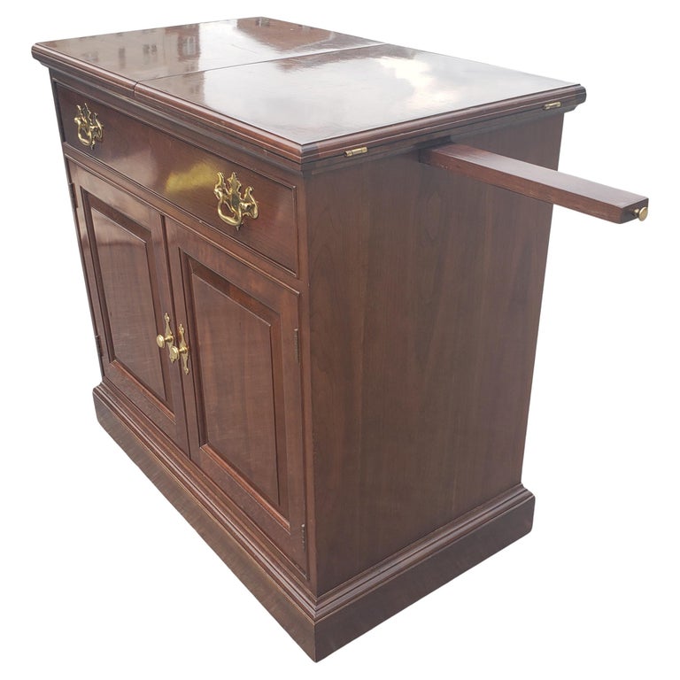 Stickley Chippendale Cherry Expandable Buffet Server on Wheels For Sale at 1stDibs