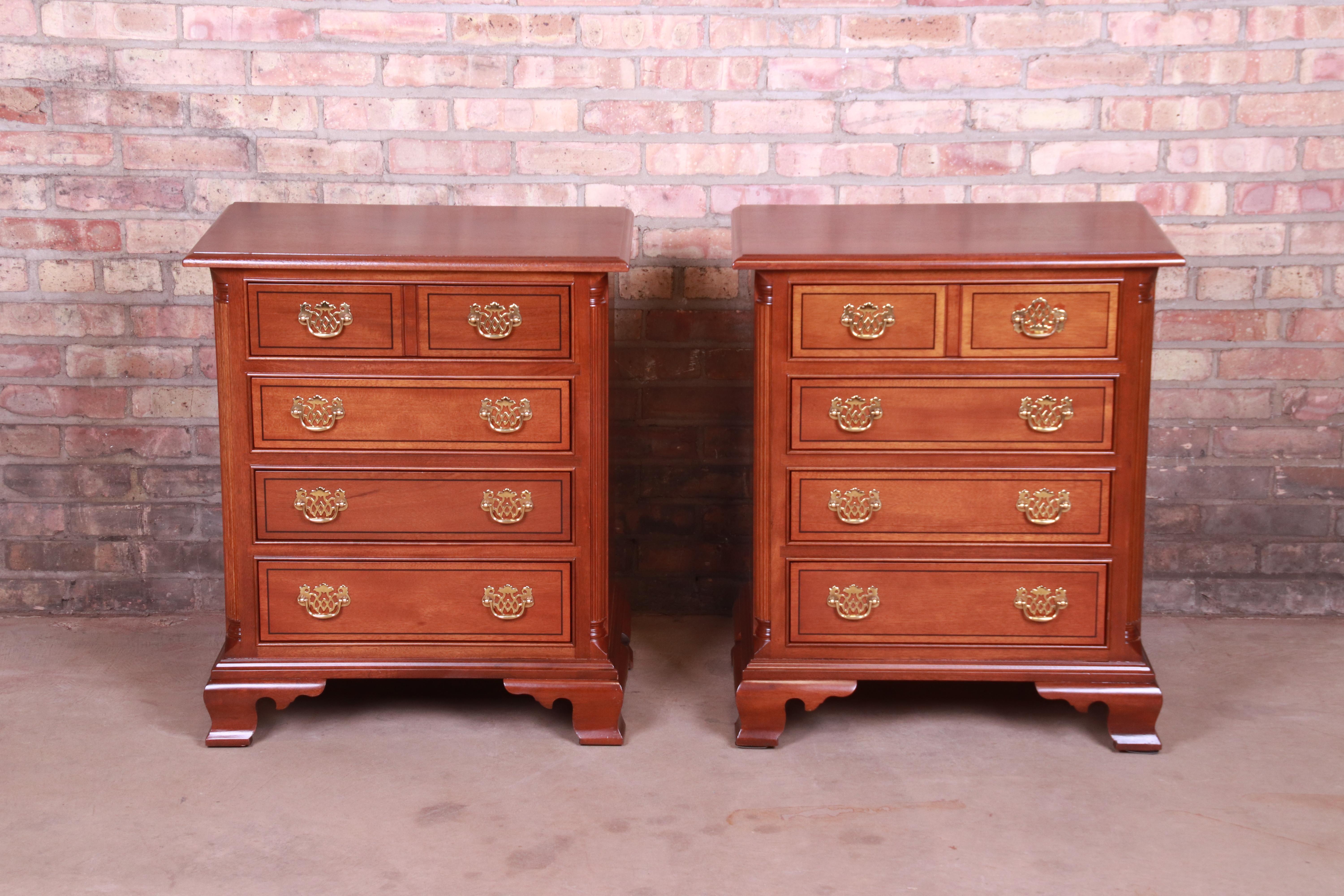 A gorgeous pair of Chippendale style nightstands or bachelor chests

By Stickley

USA, circa 1980s

Solid mahogany, with original brass hardware.

Measures: 25.38