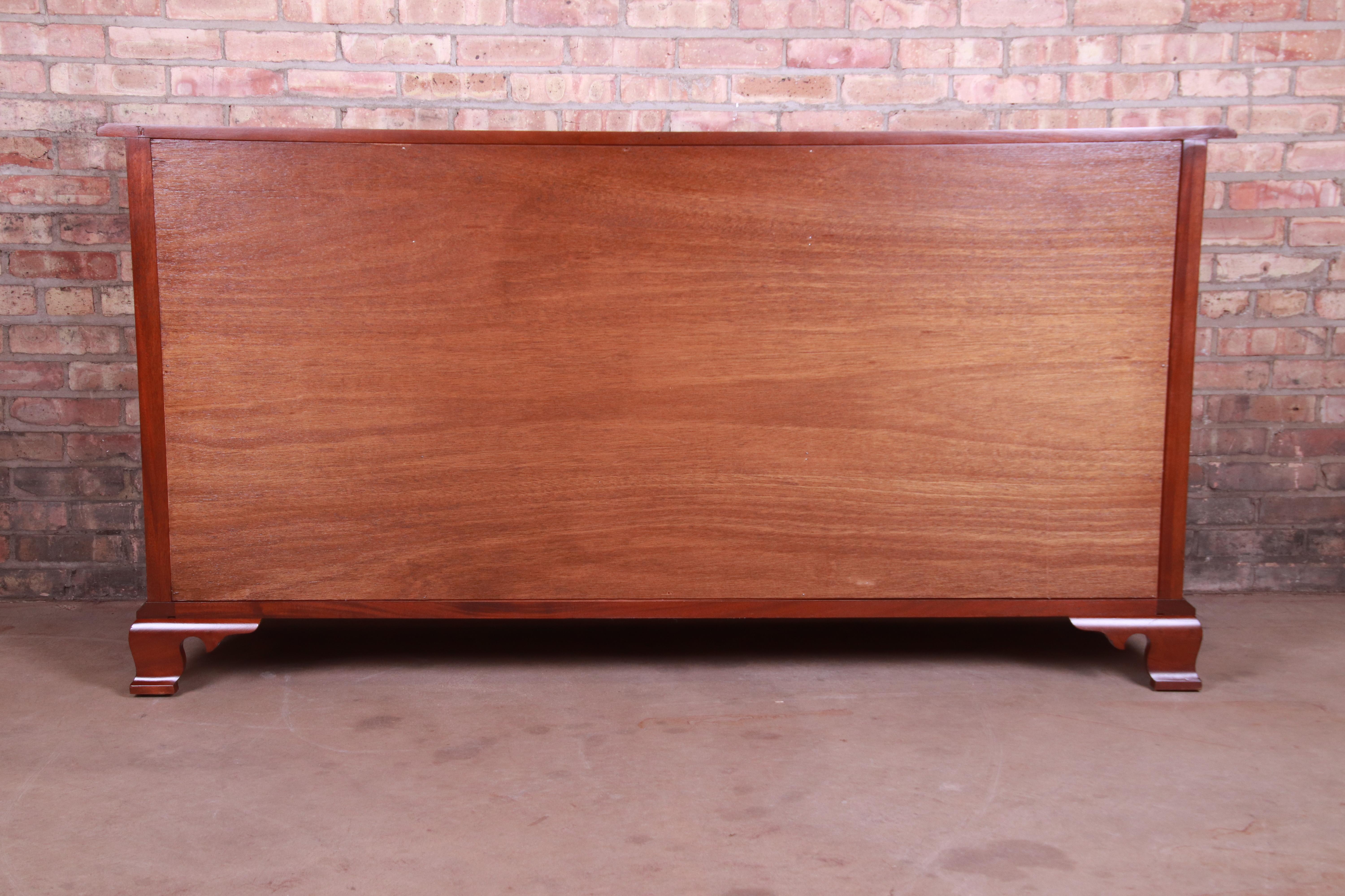 Stickley Chippendale Mahogany Ten-Drawer Dresser or Credenza, Newly Refinished 13