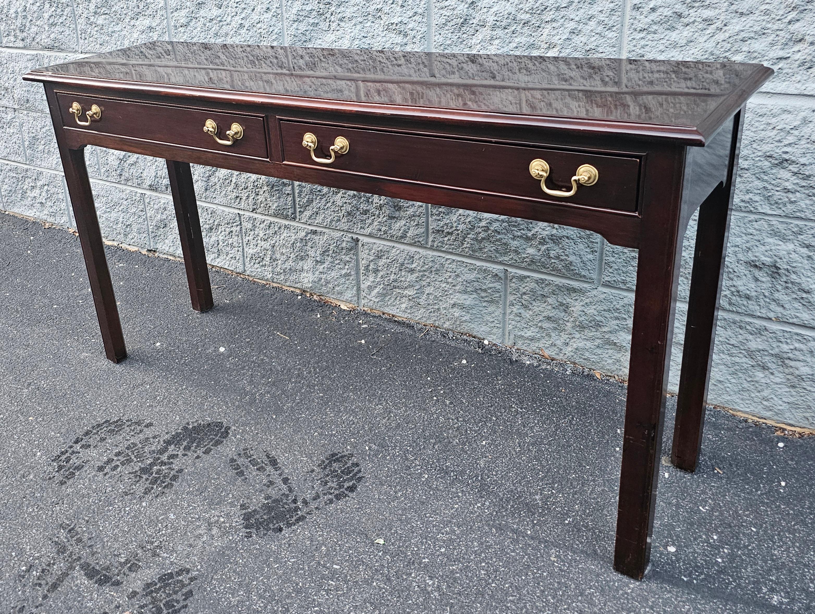 Stickley Chippendale Solid Mahogany Console Table with Protective Glass Top  In Good Condition For Sale In Germantown, MD