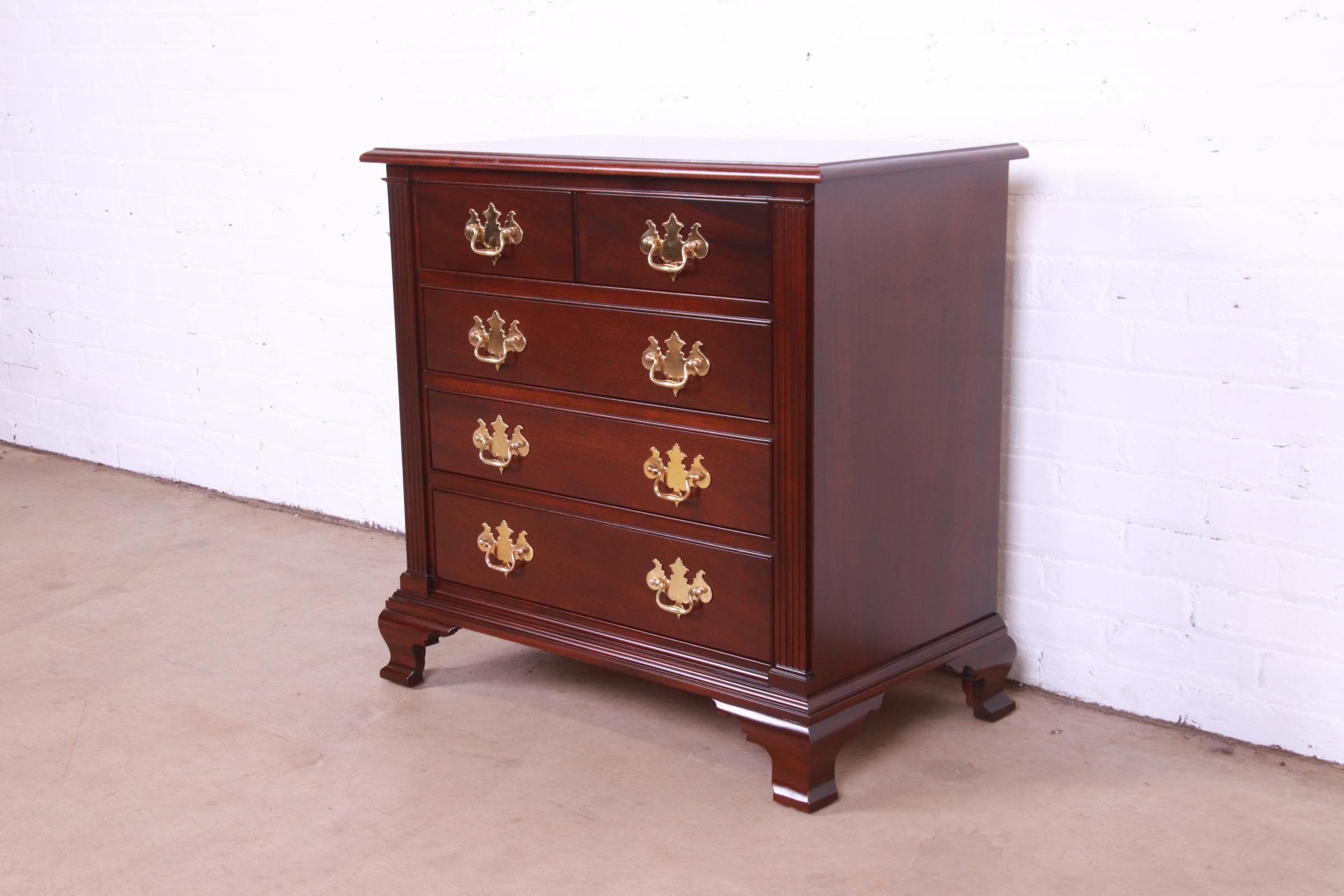American Stickley Colonial Williamsburg Georgian Mahogany Chest of Drawers, Restored For Sale