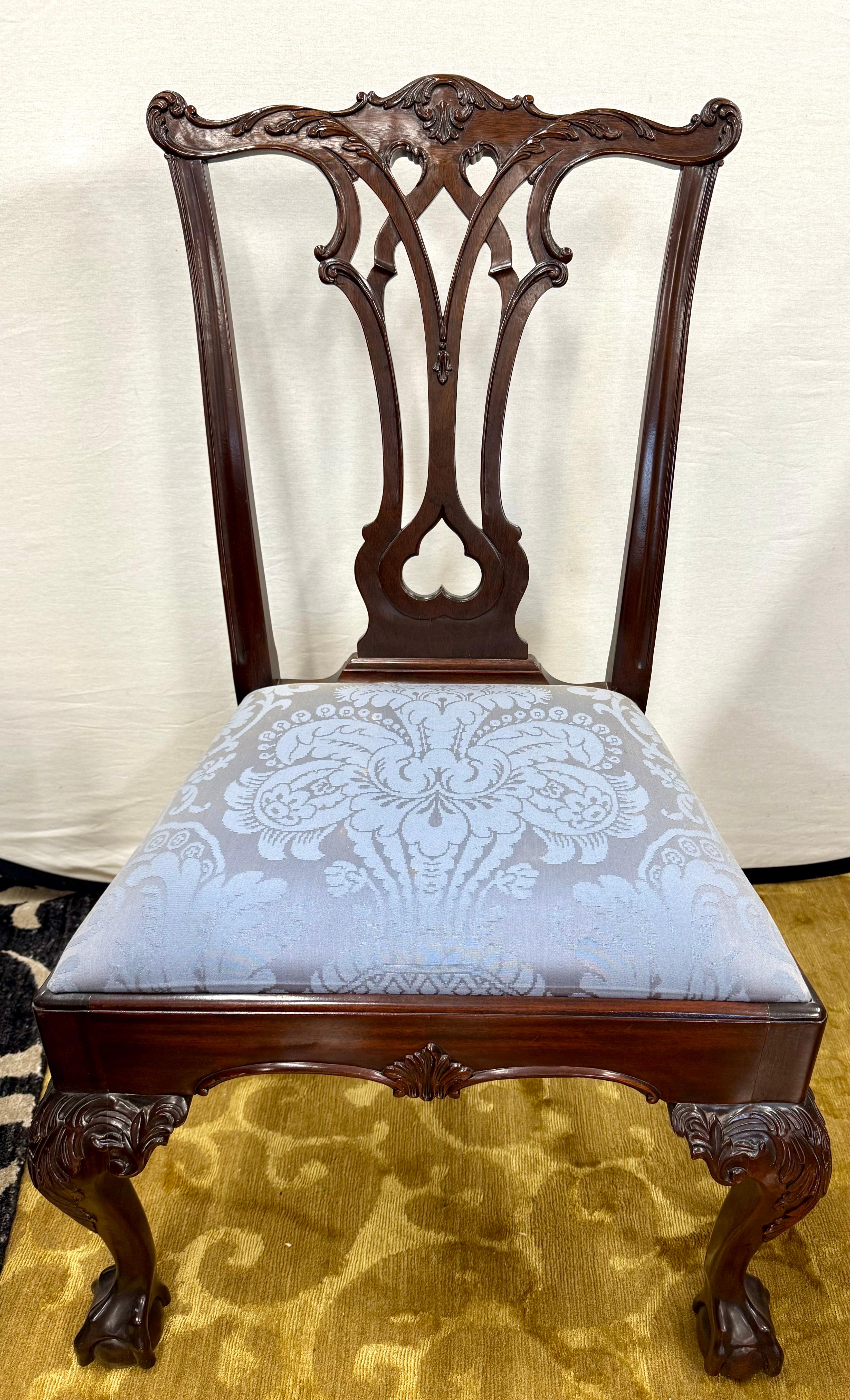 Table et 8 chaises de salle à manger en acajou sculpté de Stickley Furniture Nine-Piece Dining Room Set en vente 8