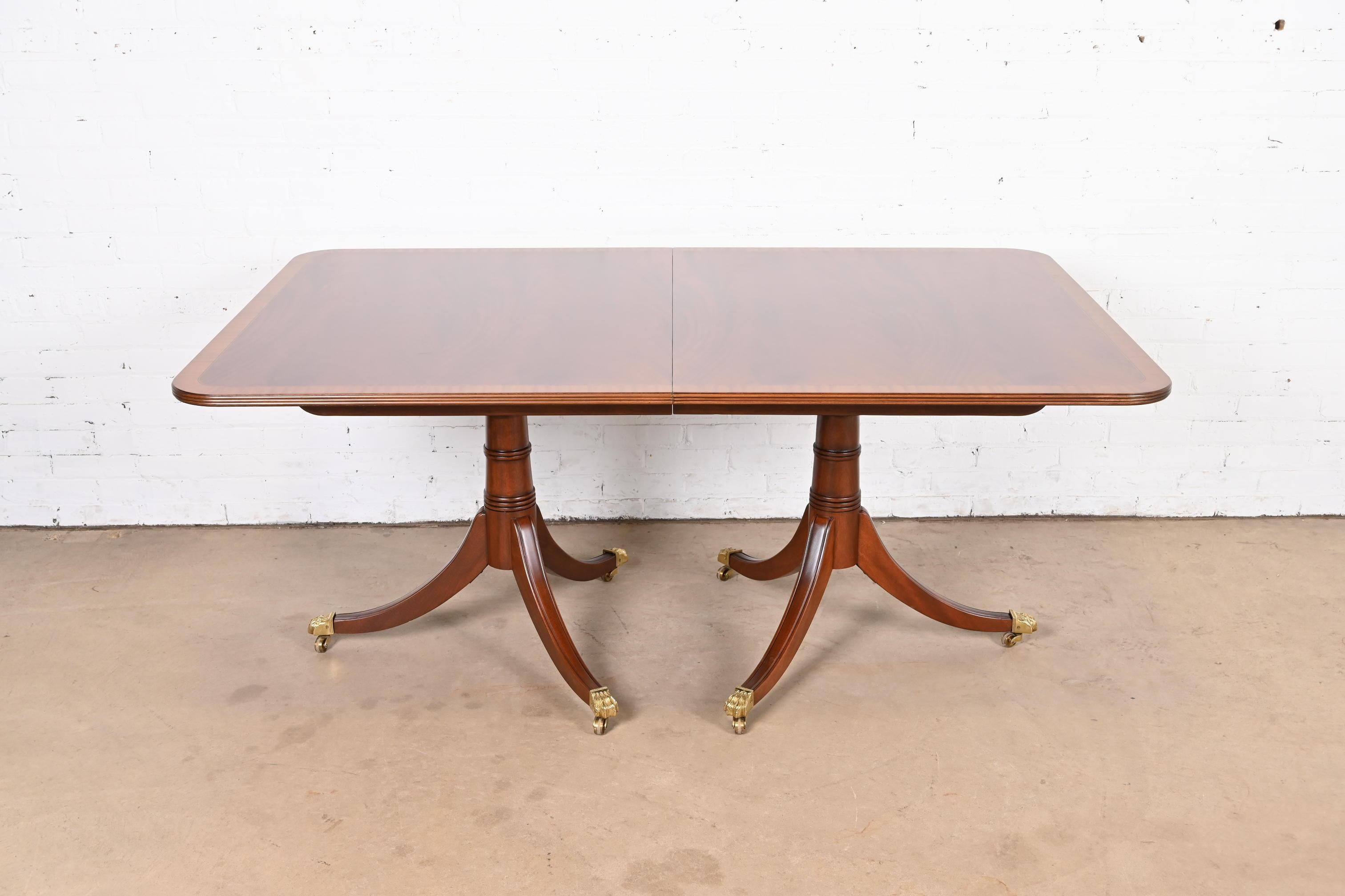 Stickley Georgian Banded Flame Mahogany Double Pedestal Extension Dining Table 2