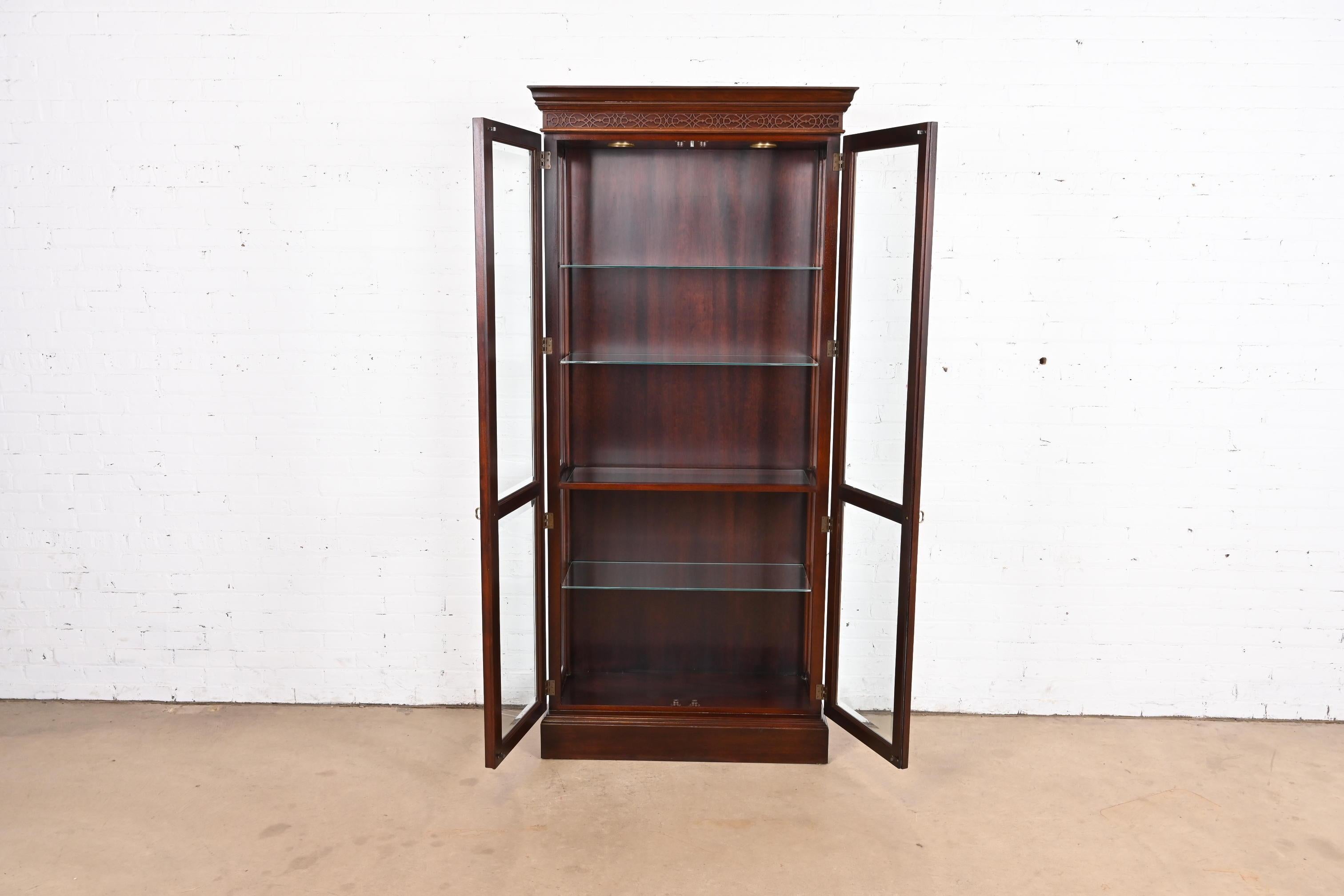 20th Century Stickley Georgian Carved Cherry Wood Lighted Bookcase or Display Cabinet