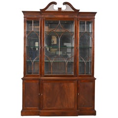 Vintage Stickley Georgian Flame Mahogany Lighted Breakfront Bookcase Cabinet