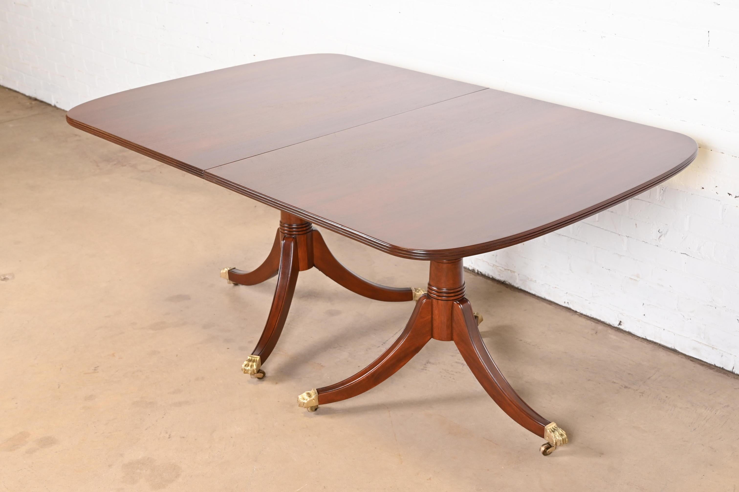 Stickley Georgian Mahogany Double Pedestal Extension Dining Table, Refinished For Sale 6