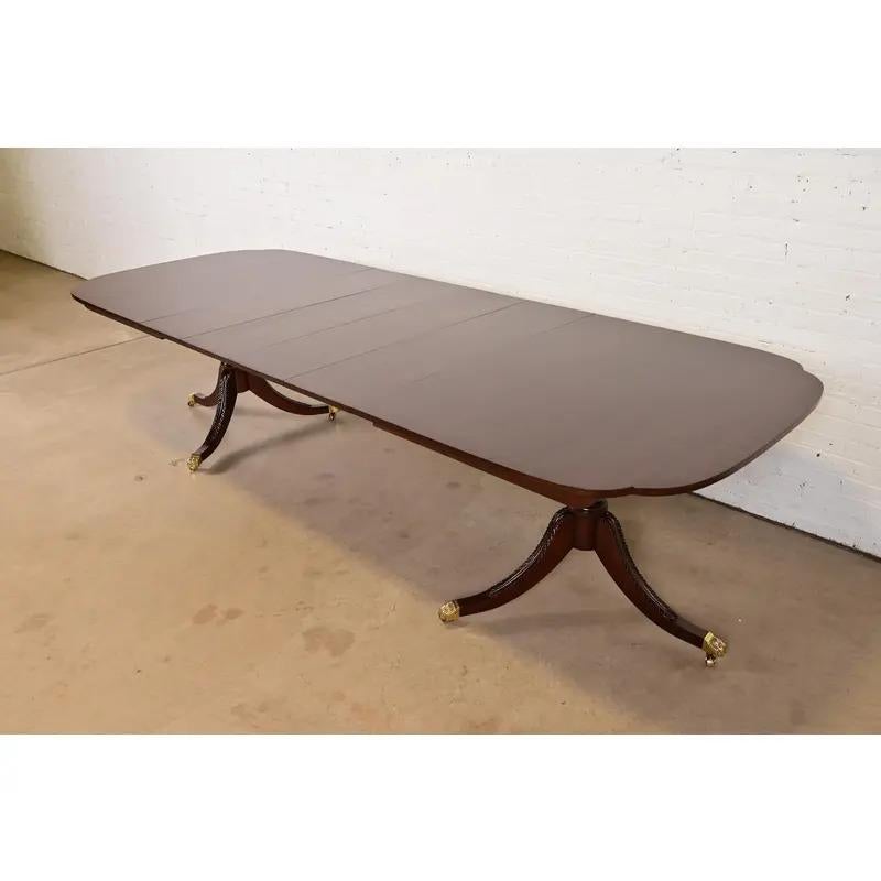 20th Century Stickley Georgian Mahogany Extension Dining Table, Newly Refinished For Sale