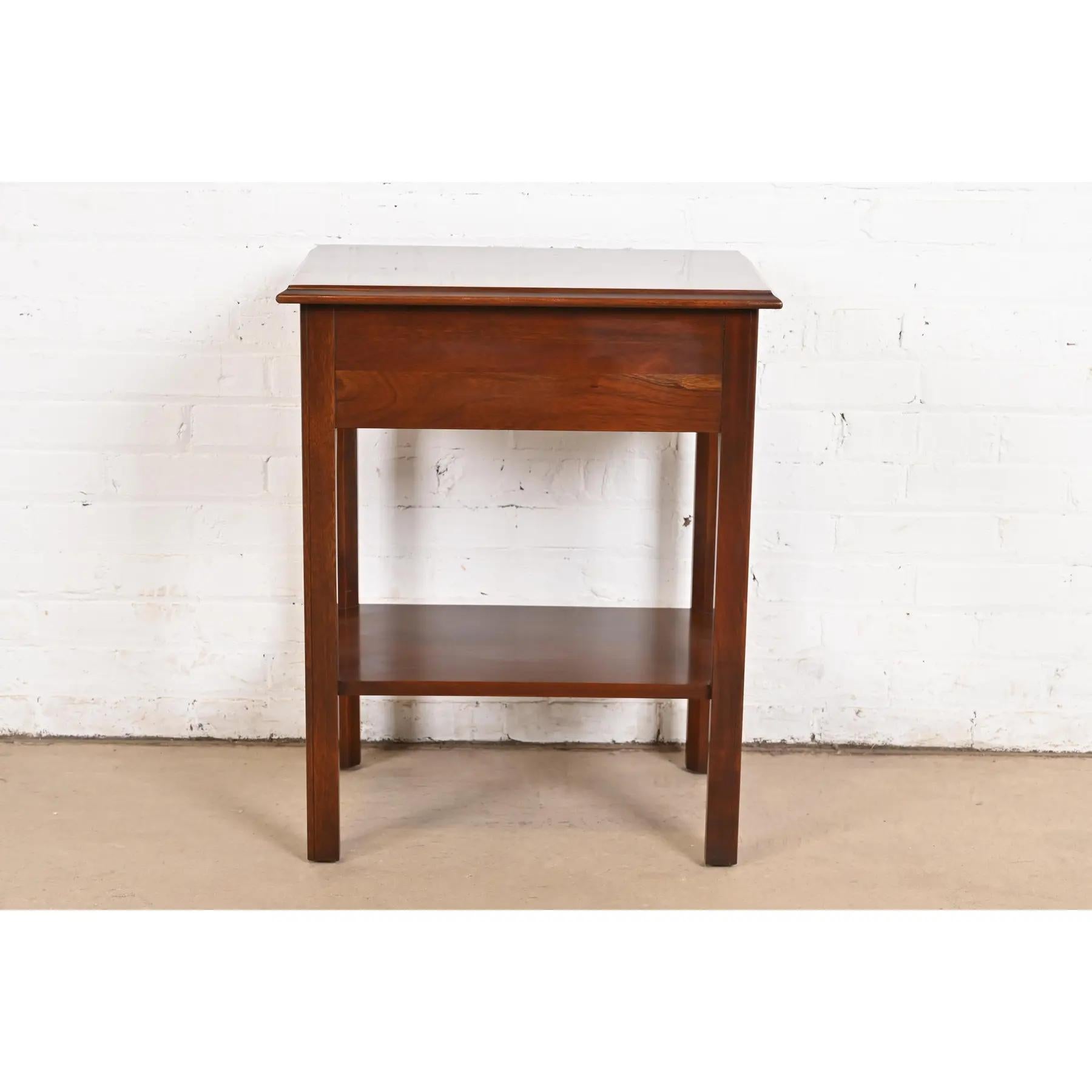 Stickley Georgian Mahogany Nightstand or Occasional Side Table For Sale 6