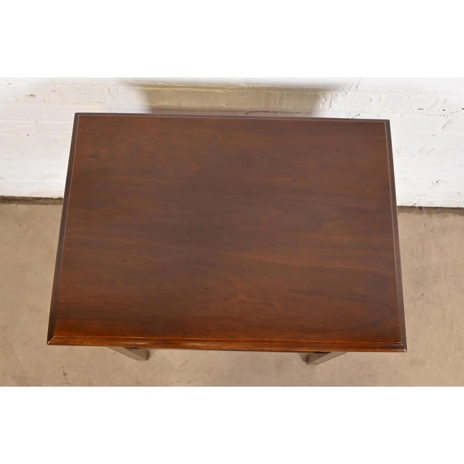 Stickley Georgian Mahogany Nightstand or Occasional Side Table For Sale 3