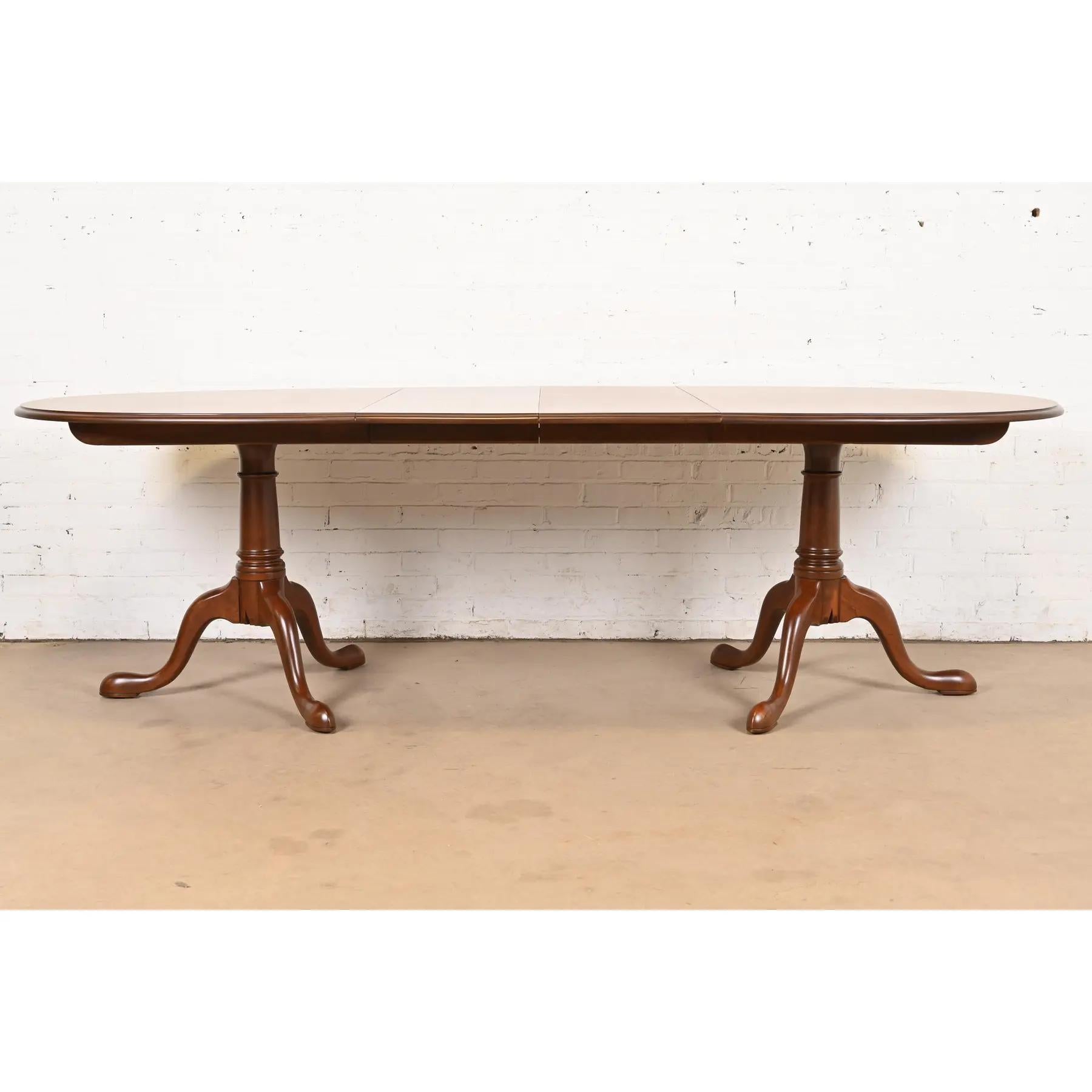 20th Century Stickley Georgian Solid Cherry Wood Double Pedestal  Dining Table, Refinished For Sale