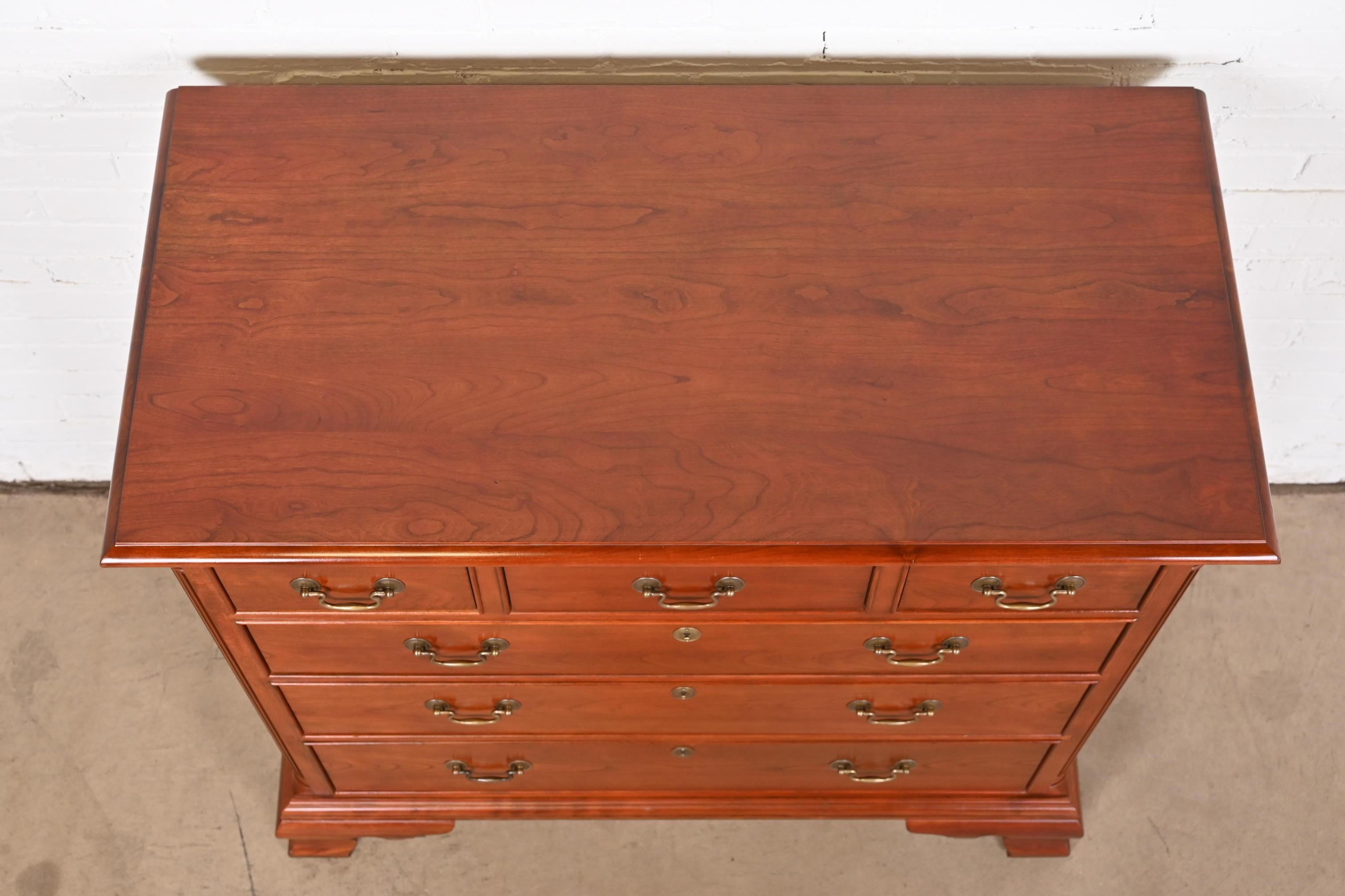 Stickley Georgian Solid Cherry Wood Six-Drawer Chest of Drawers 7