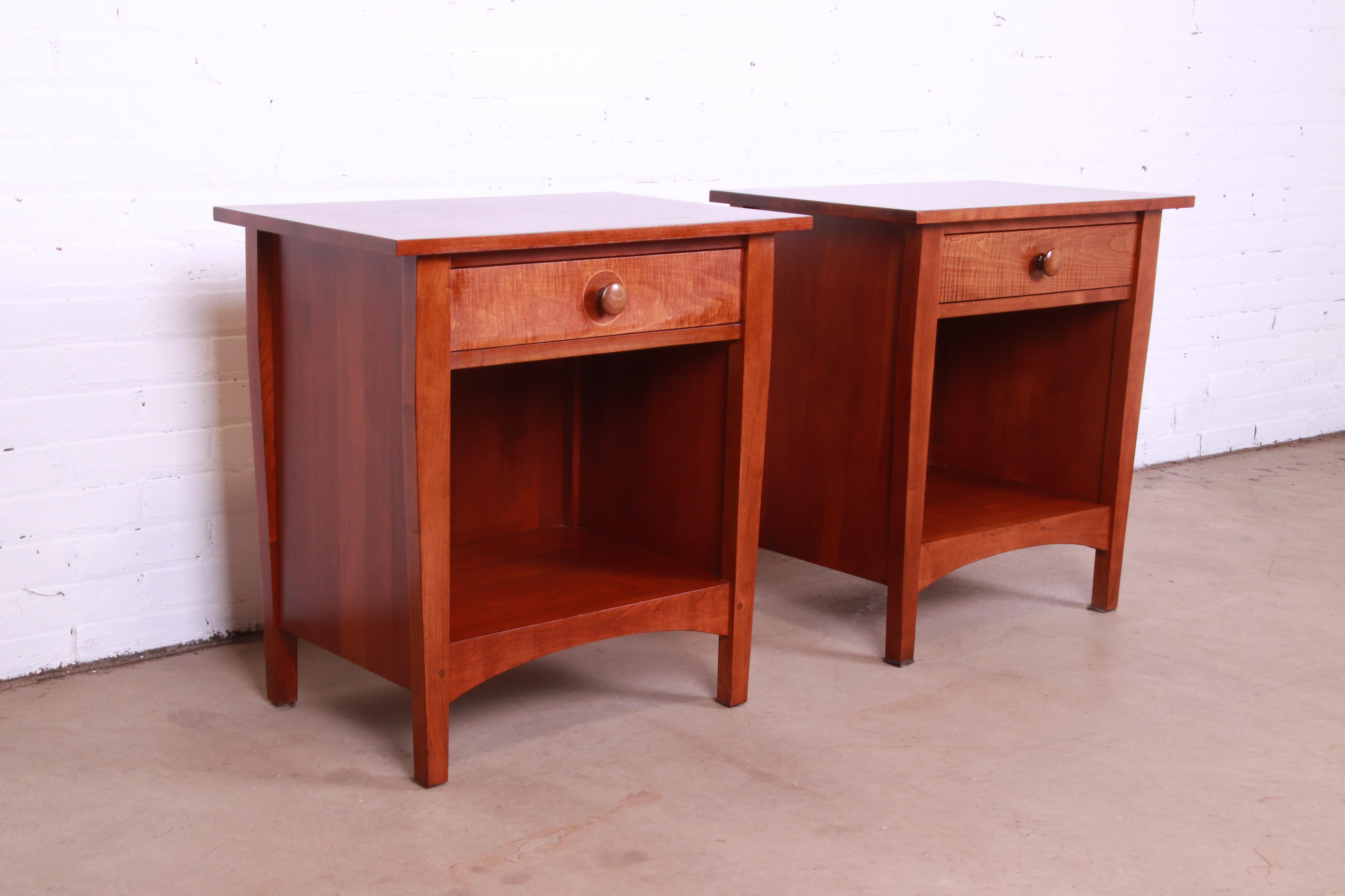 American Stickley Harvey Ellis Arts & Crafts Cherry and Curly Maple Nightstands, Pair