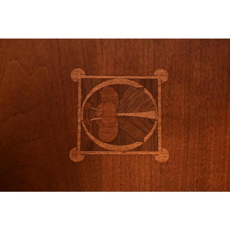 Mesa de comedor extensible de madera de cerezo Stickley Harvey Ellis, recién acabada en venta 4