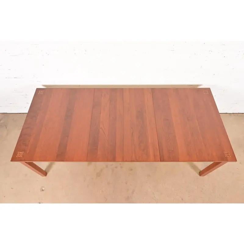 Mesa de comedor extensible de madera de cerezo Stickley Harvey Ellis, recién acabada Siglo XXI y contemporáneo en venta