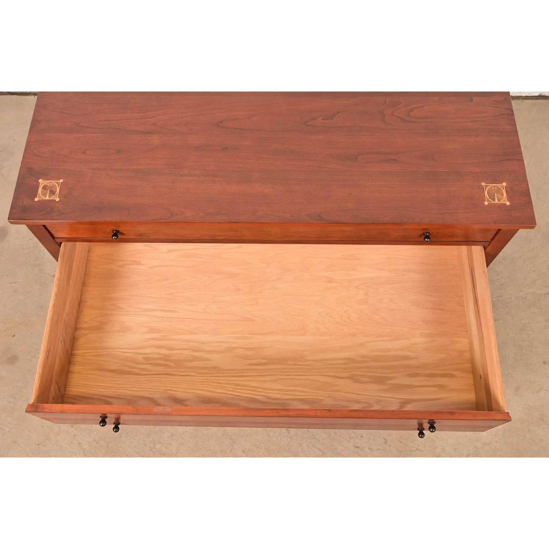 Table basse en bois de cerisier marqueté Stickley Harvey Ellis Collectional Arts & Crafts en vente 2