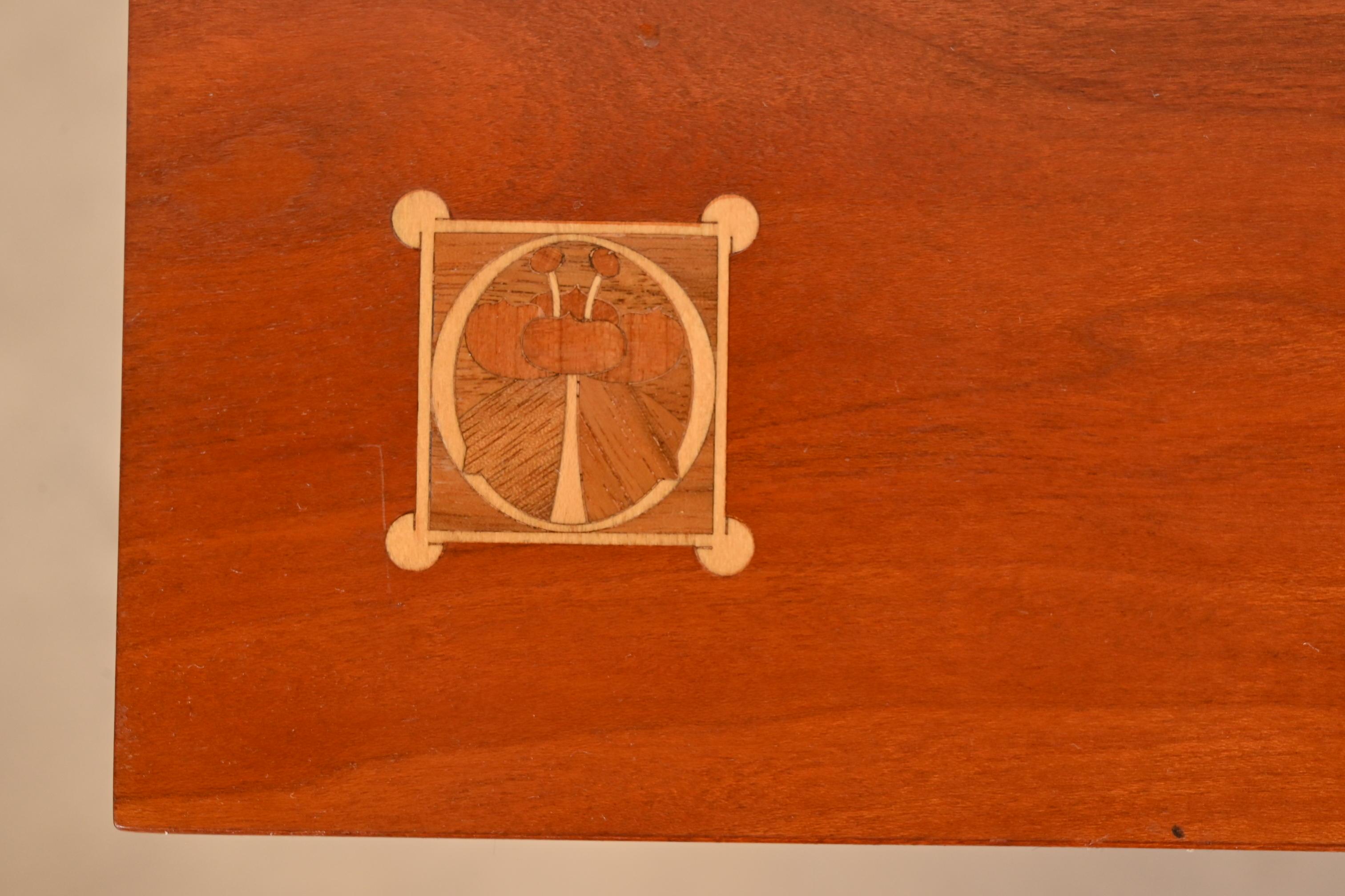 Stickley Harvey Ellis Kollektion Arts & Crafts Beistelltische aus Kirschholz mit Intarsien aus Kirschbaumholz im Angebot 3