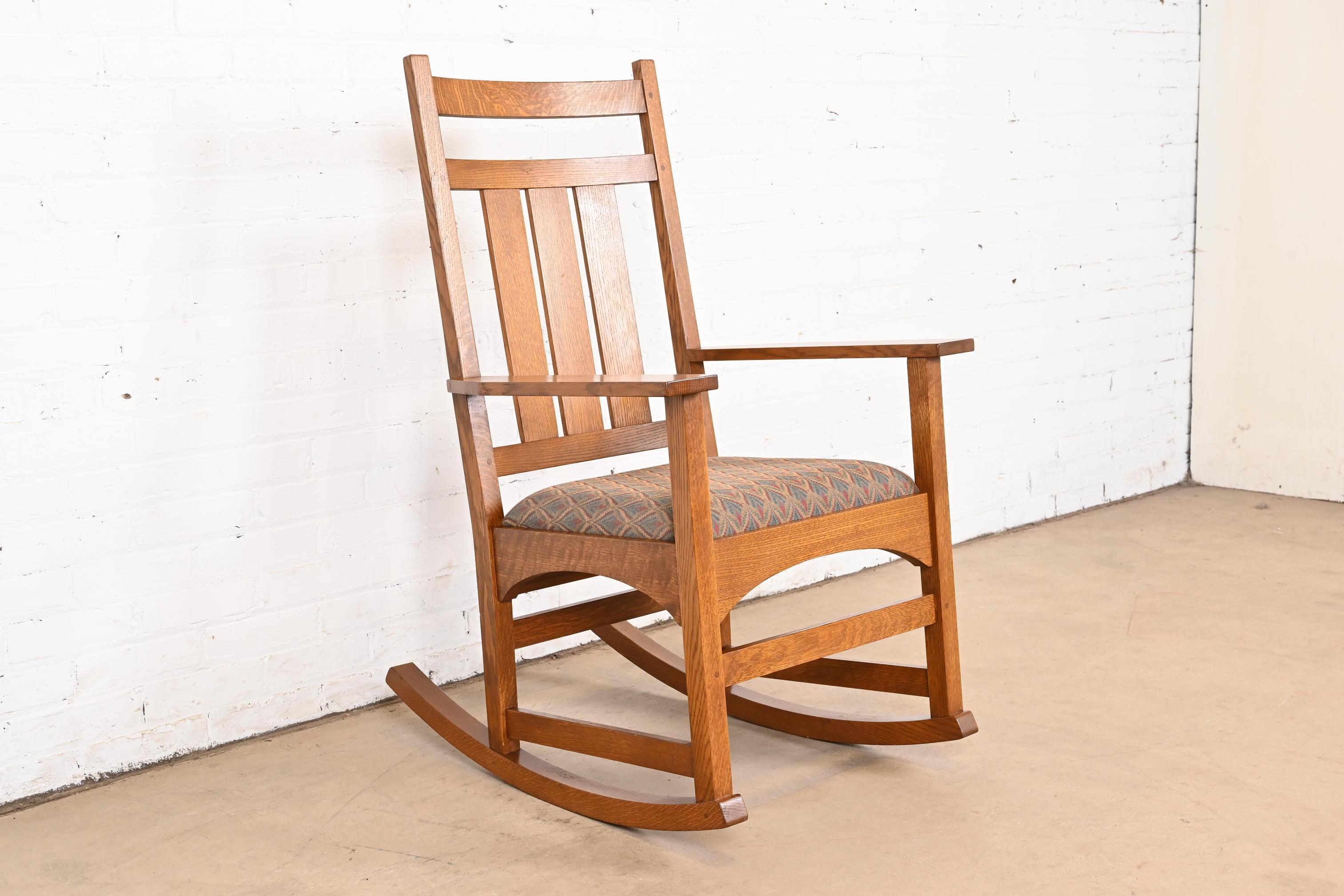 Stickley Harvey Ellis Collection Mission Oak Arts & Crafts Rocking Chair In Good Condition For Sale In South Bend, IN