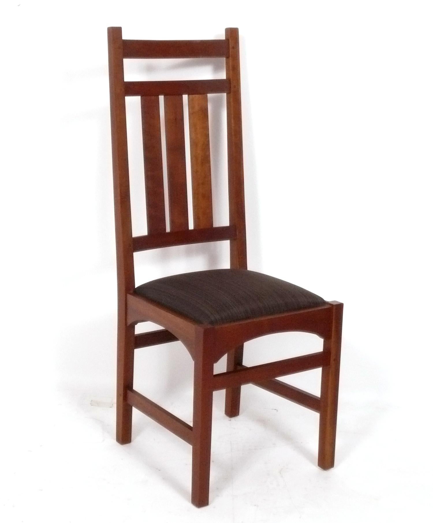 Clean Lined Mission Dining Chairs, designed by Harvey Ellis for the Stickley Company, American, circa 2000s. Set of six dining chairs.