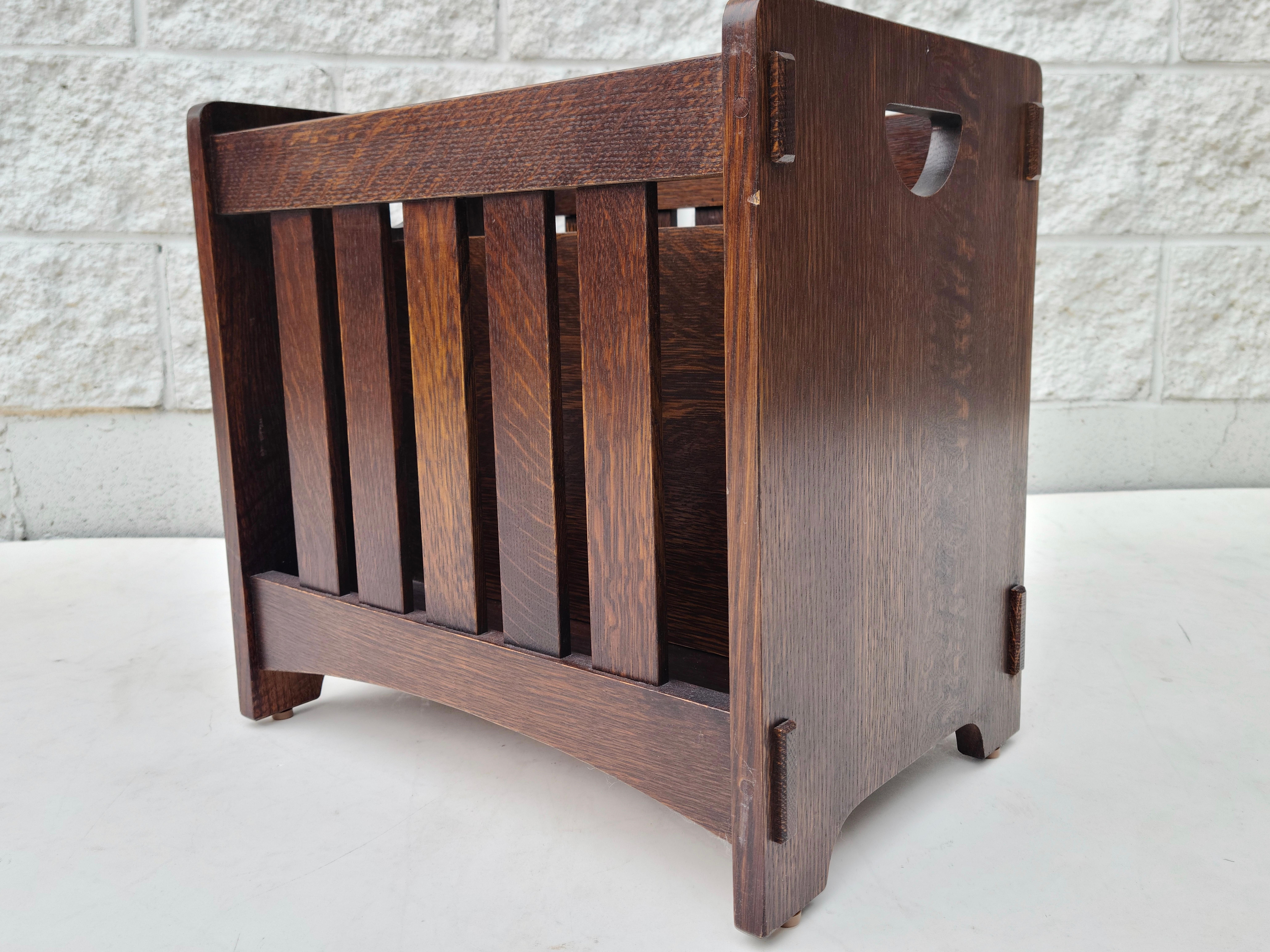 Stickley Mission Arts and Crafts Magazine Rack in the style of Gustav 3
