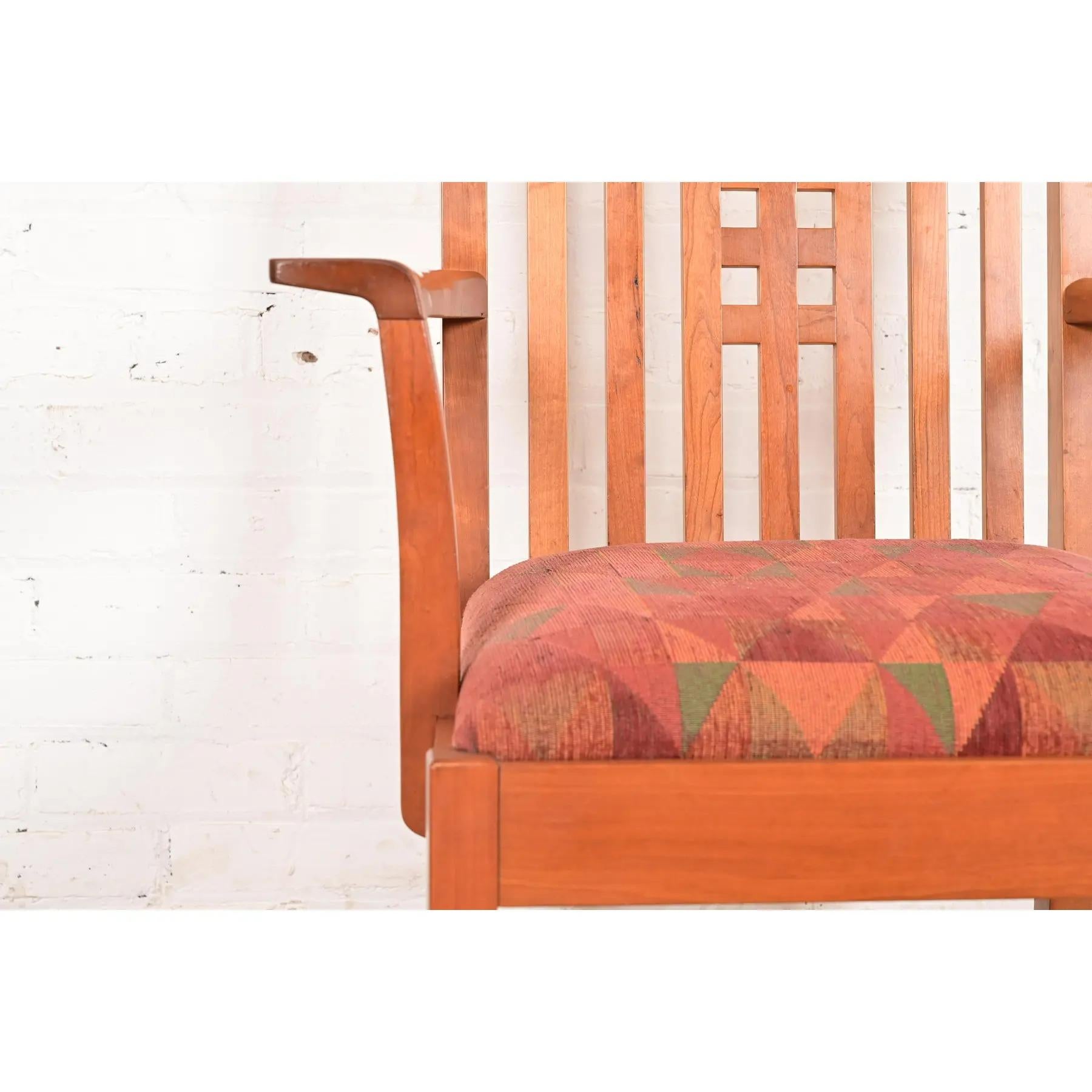 Poltrone in legno di Wood della Stickley Mission Arts & Crafts, coppia in vendita 2