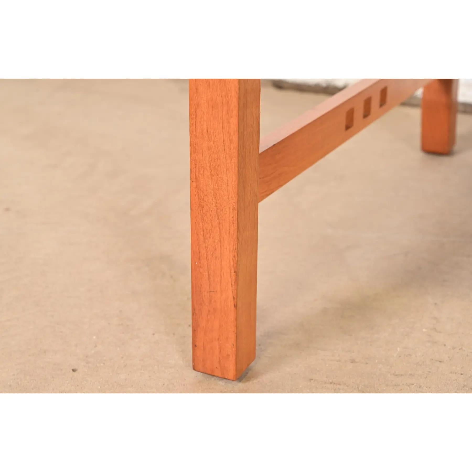 Stickley Mission Arts & Crafts Kirschholz Beistellstühle oder Esszimmerstühle, Paar im Angebot 2