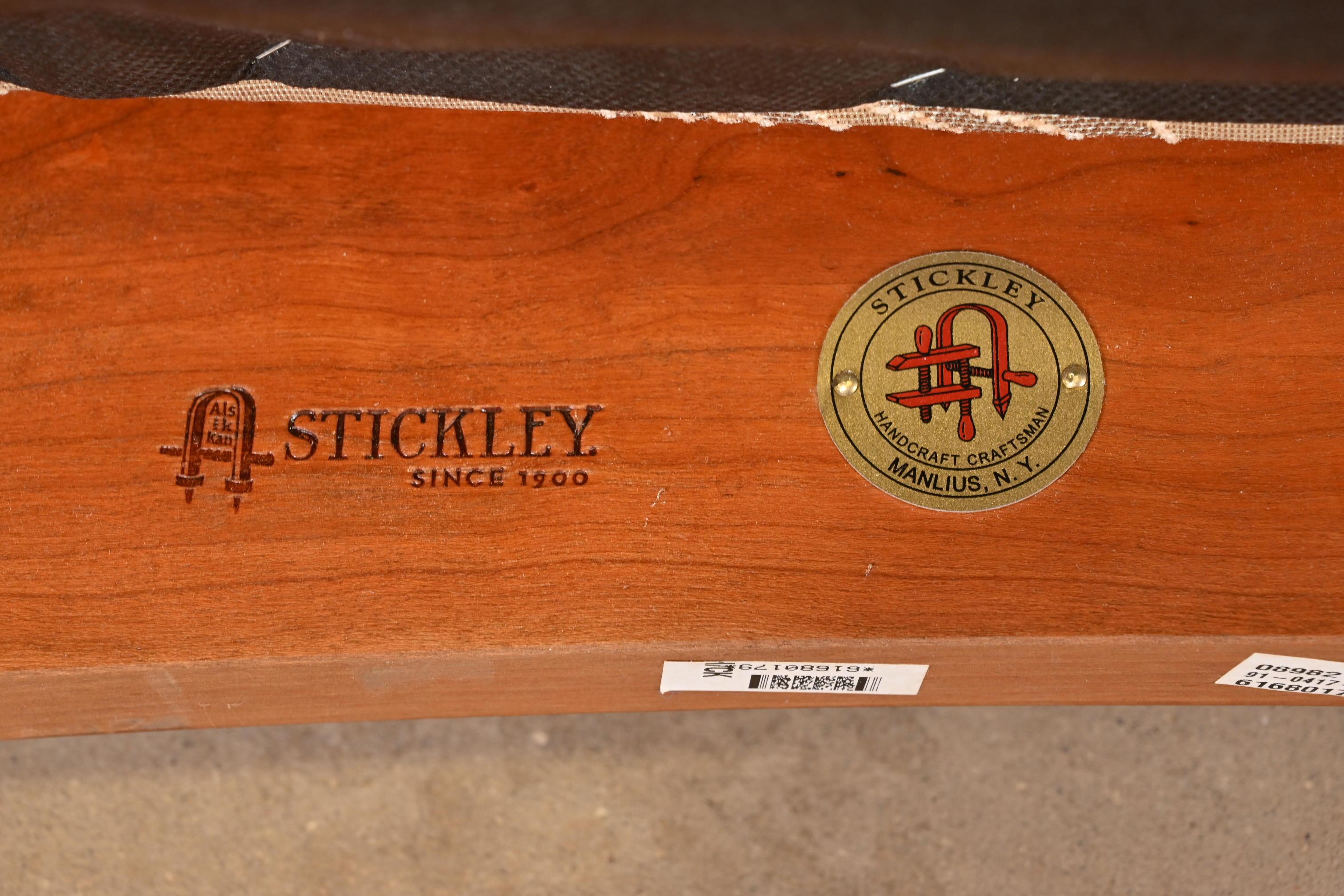Stickley Mission Arts & Crafts Cherry Wood Spindle Lounge Chair For Sale 4