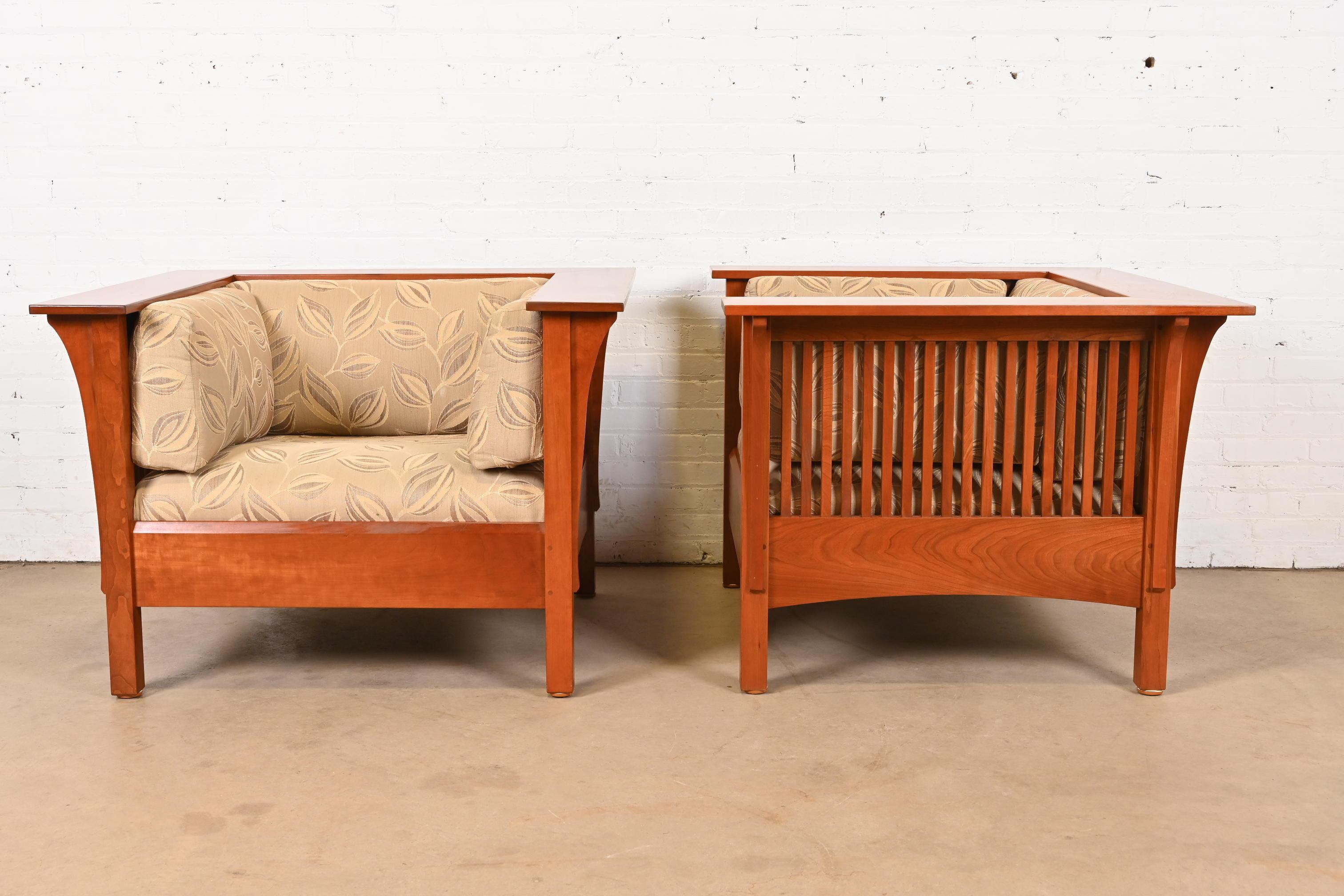 Stickley Mission Arts & Crafts Cherry Wood Spindle Lounge Chairs, Pair For Sale 2