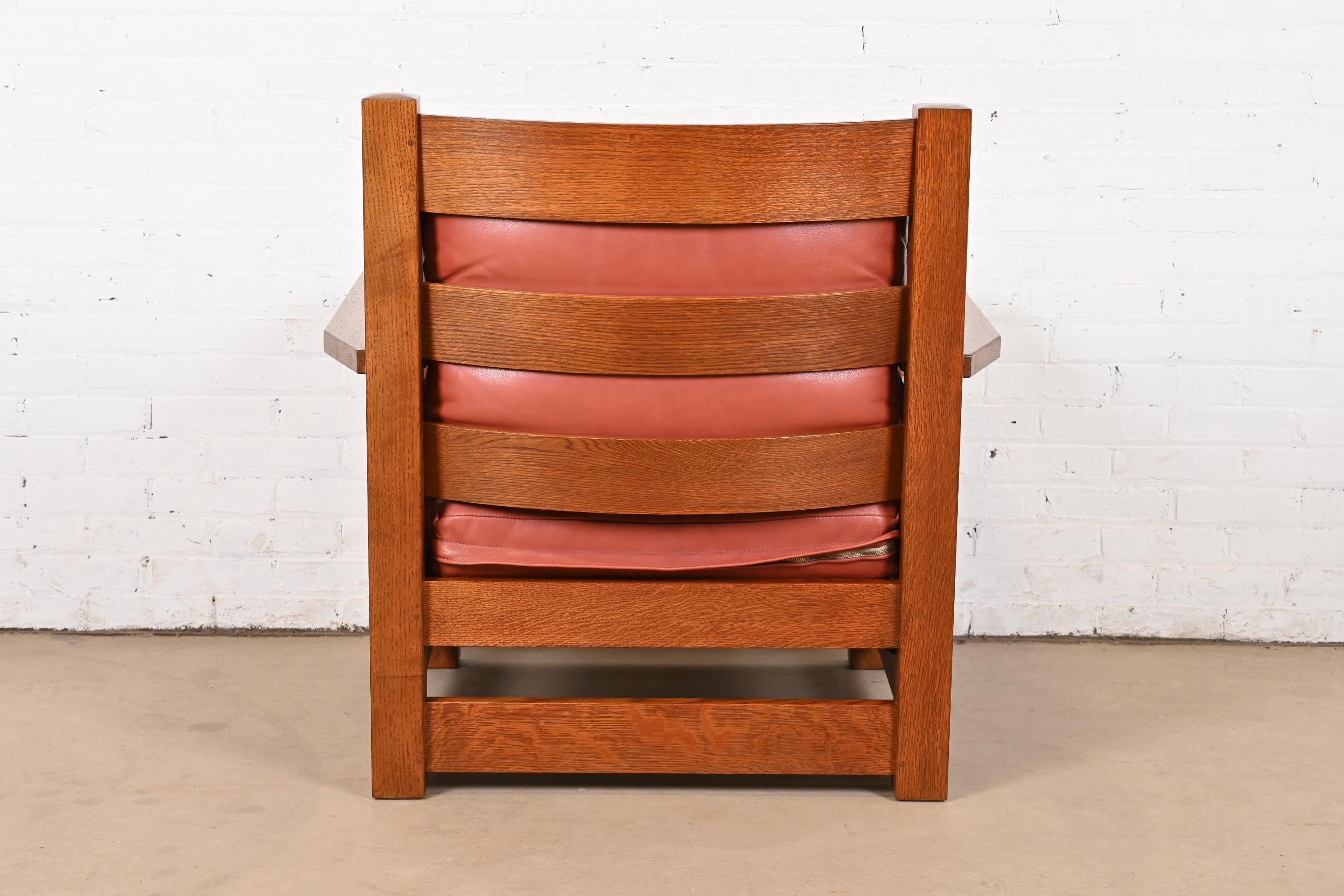 Stickley Mission Arts & Crafts Oak and Leather Lounge Chair For Sale 4