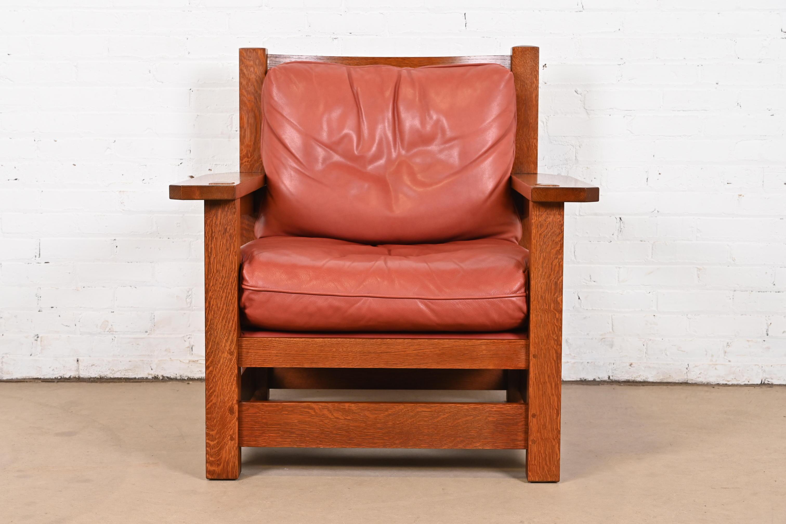 American Stickley Mission Arts & Crafts Oak and Leather Lounge Chair For Sale