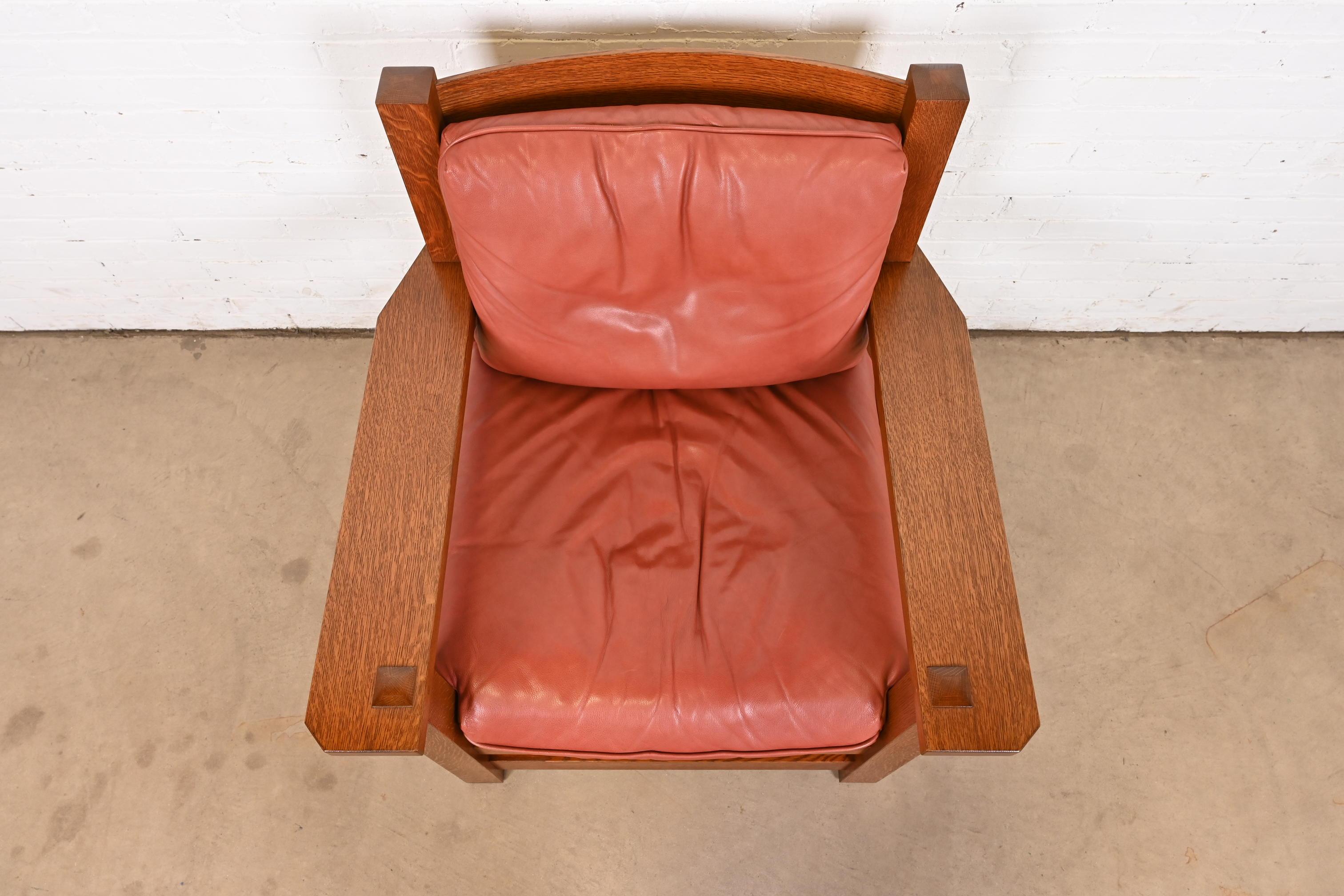 Contemporary Stickley Mission Arts & Crafts Oak and Leather Lounge Chair For Sale