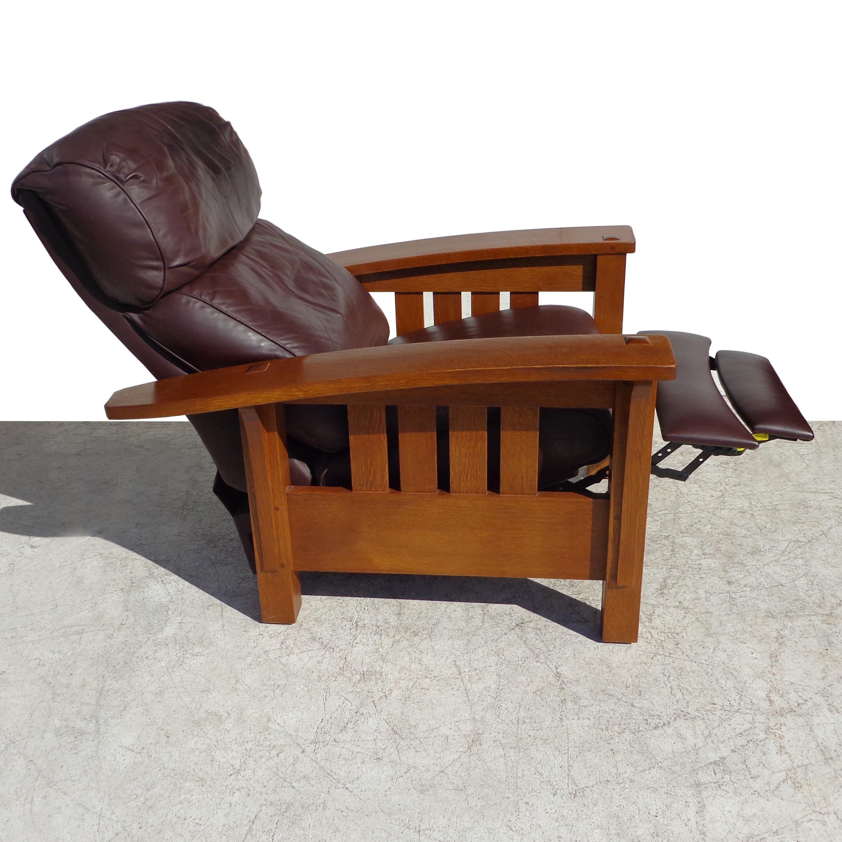 Stickley Mission Collection Oak Bow Arm Morris Recliner In Good Condition In Pasadena, TX