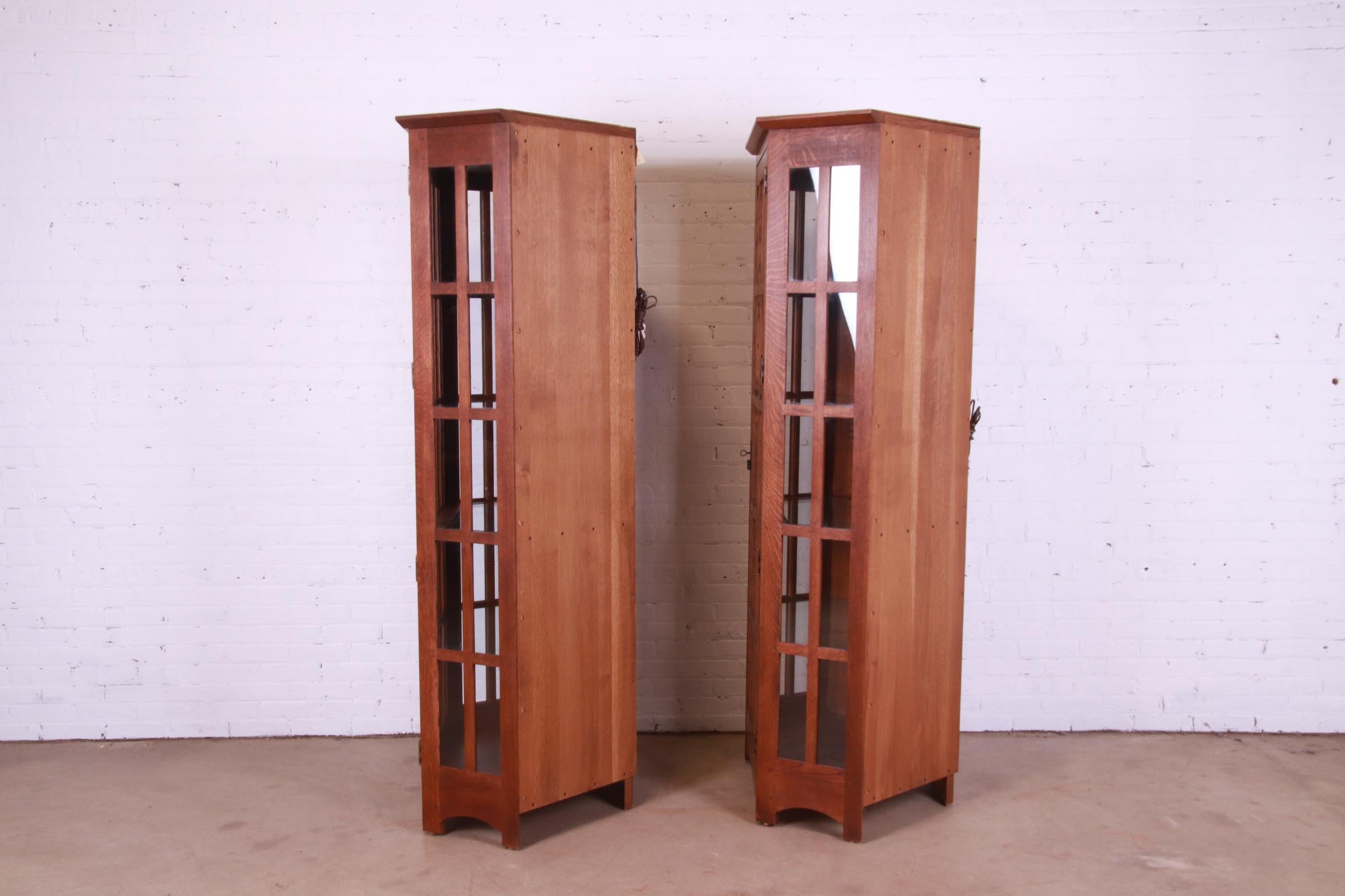Stickley Mission Oak Arts and Crafts Lighted Corner Cabinets, Pair 6