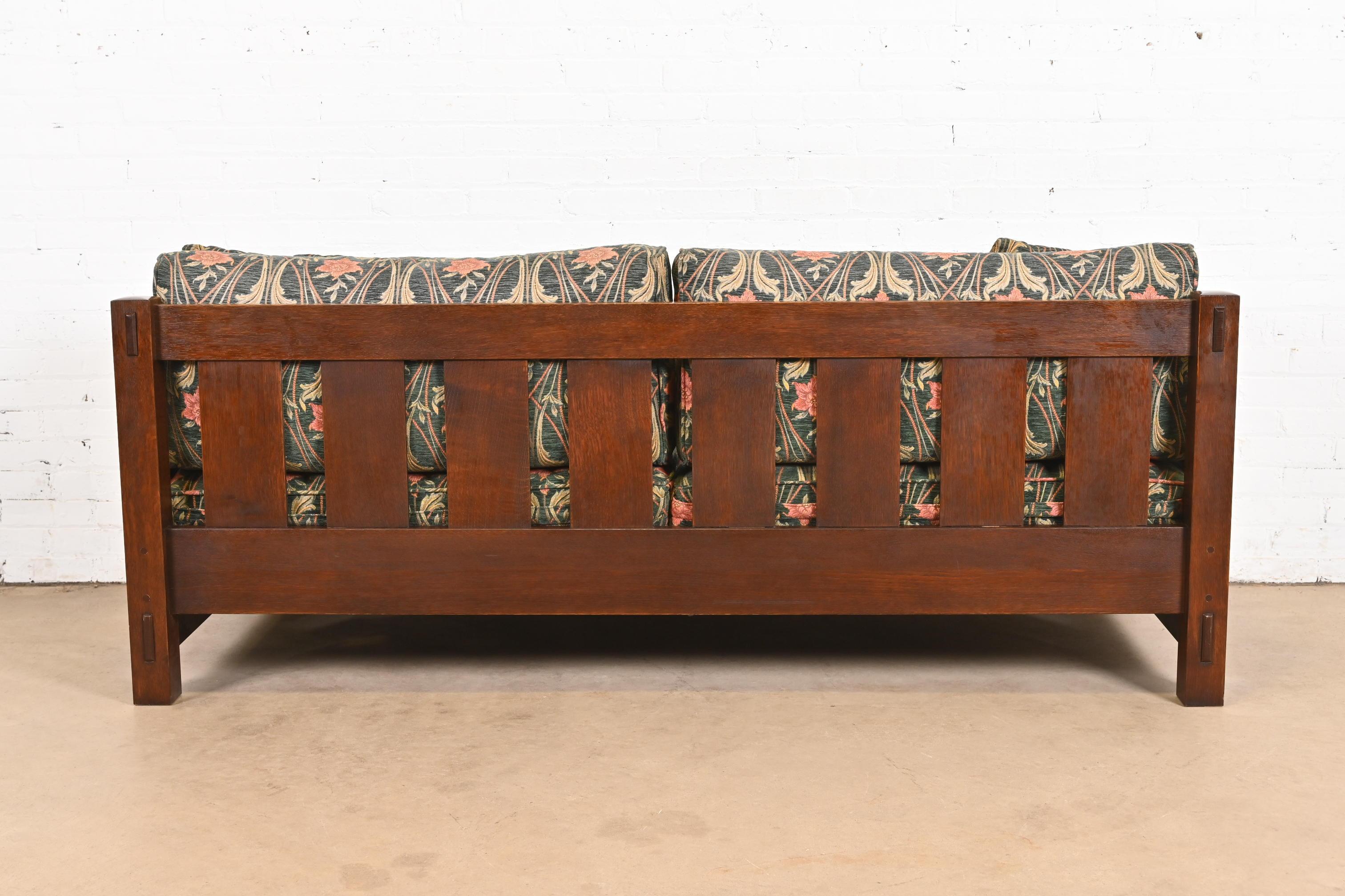 Divano Settle di Stickley Mission Arts & Crafts in Oak in vendita 3