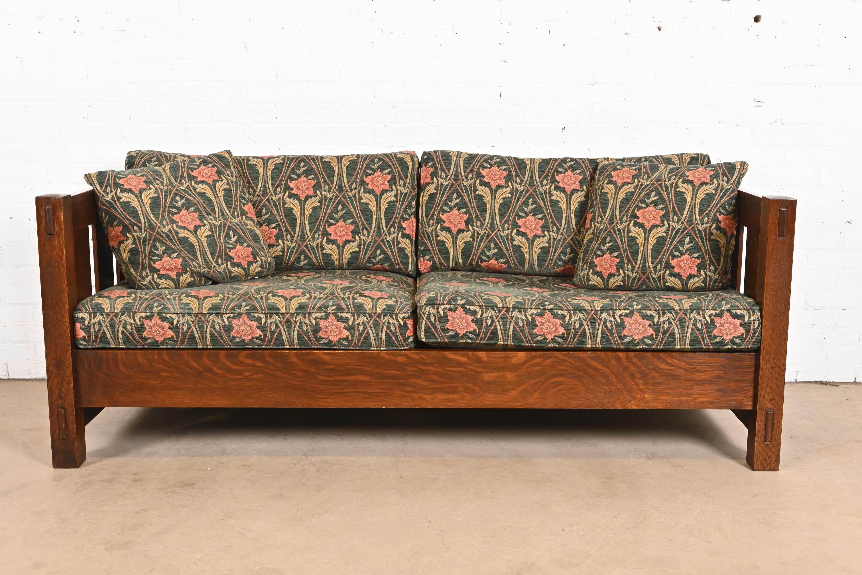 Arts and Crafts Divano Settle di Stickley Mission Arts & Crafts in Oak in vendita