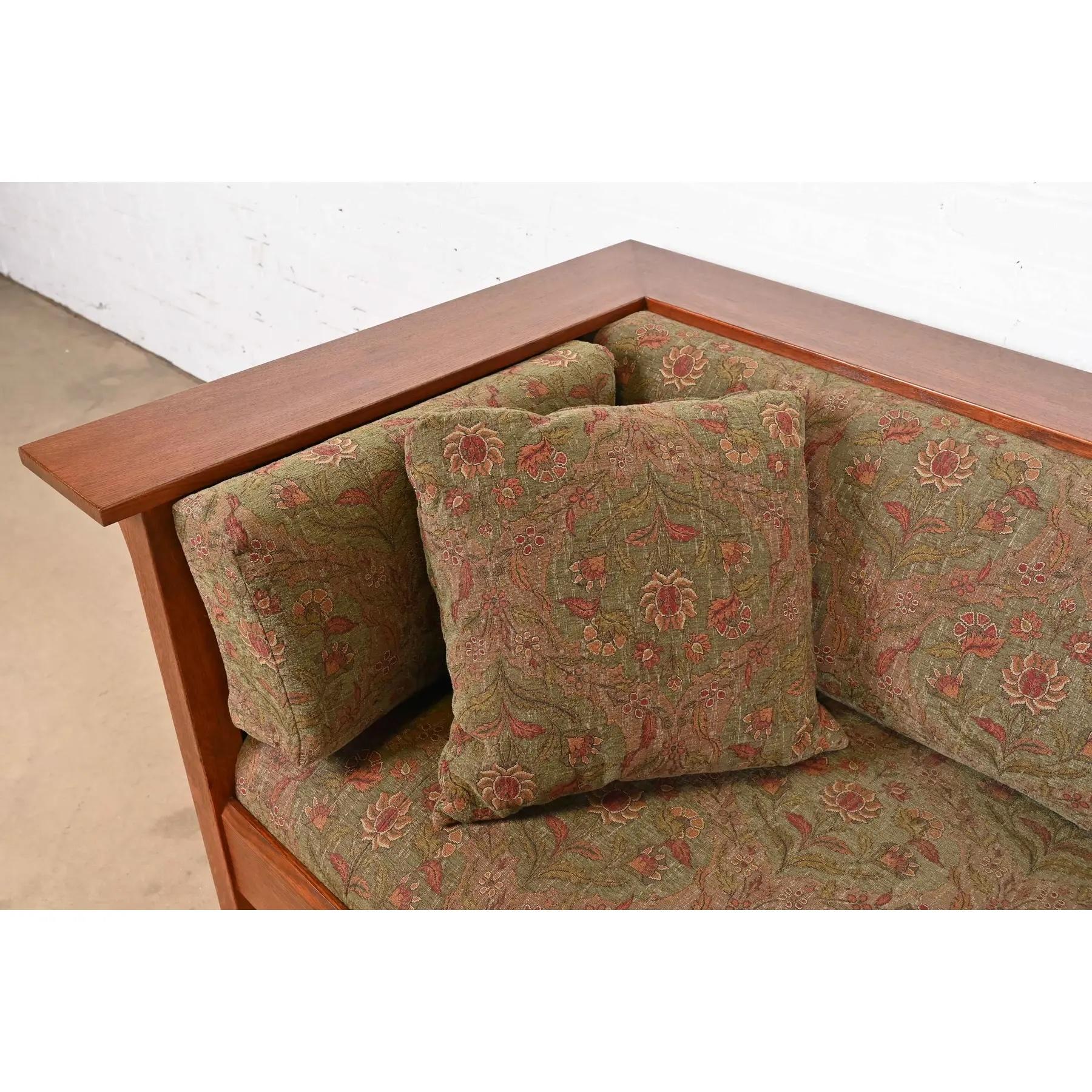 Stickley Mission Oak Arts and Crafts Settle Sofa 2
