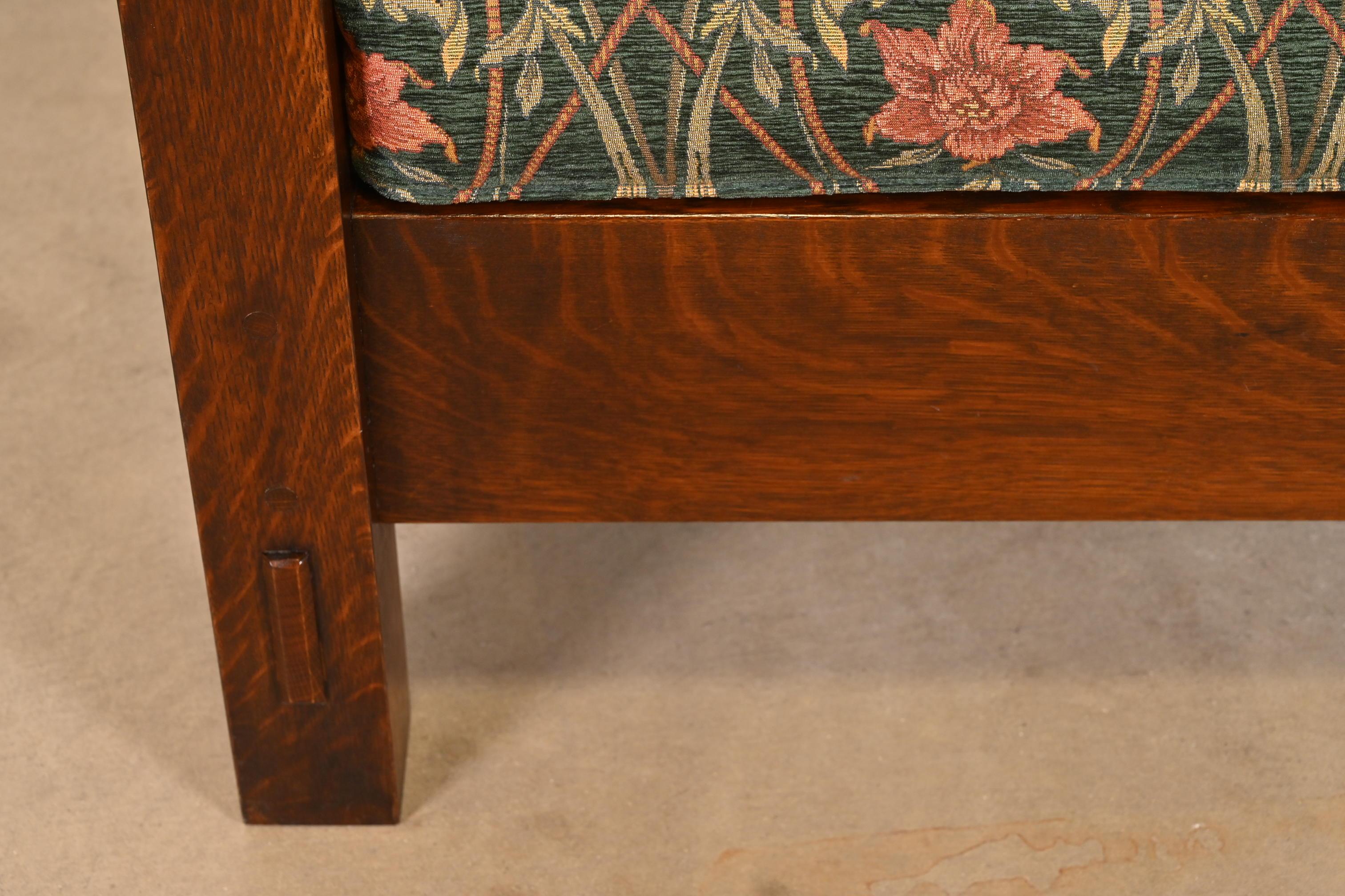 Divano Settle di Stickley Mission Arts & Crafts in Oak in vendita 1