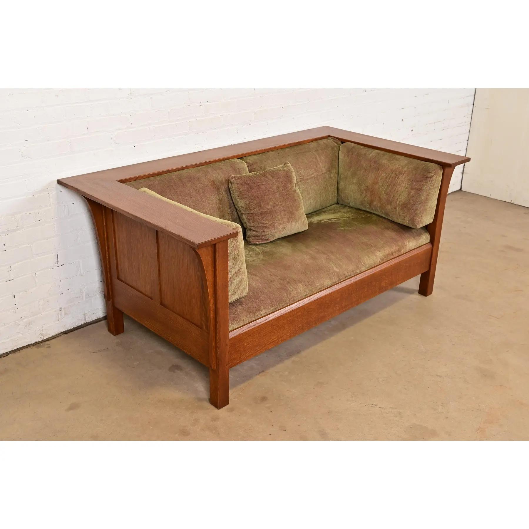 Americano Divano o poltrona Settle di Stickley Mission Arts & Crafts, in Oak. in vendita