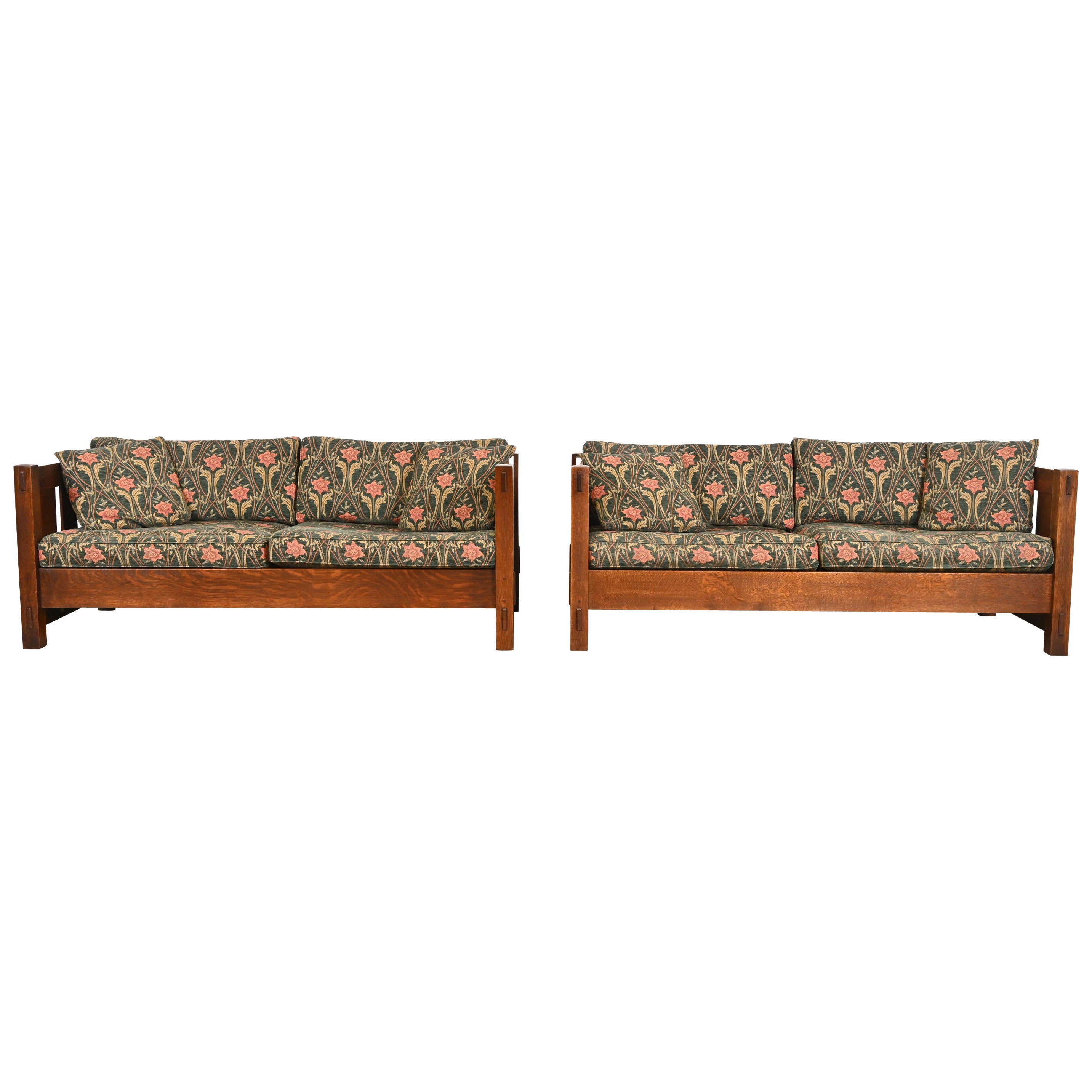 Stickley Mission Oak Arts and Crafts Settle Sofas, Pair