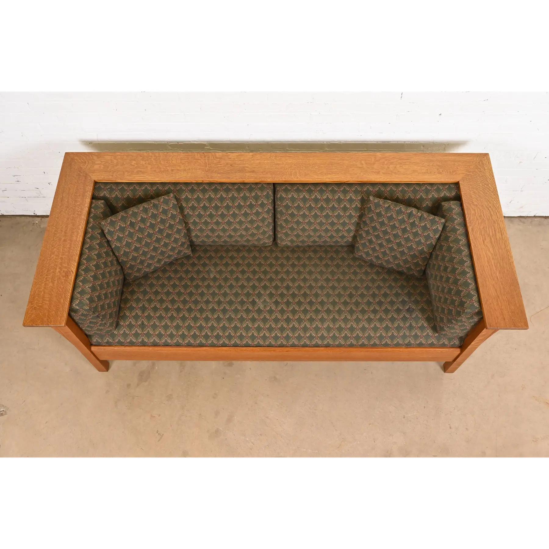 XXIe siècle et contemporain Canapé Stickley Mission Oak Arts & Craft Spindle Settle en vente