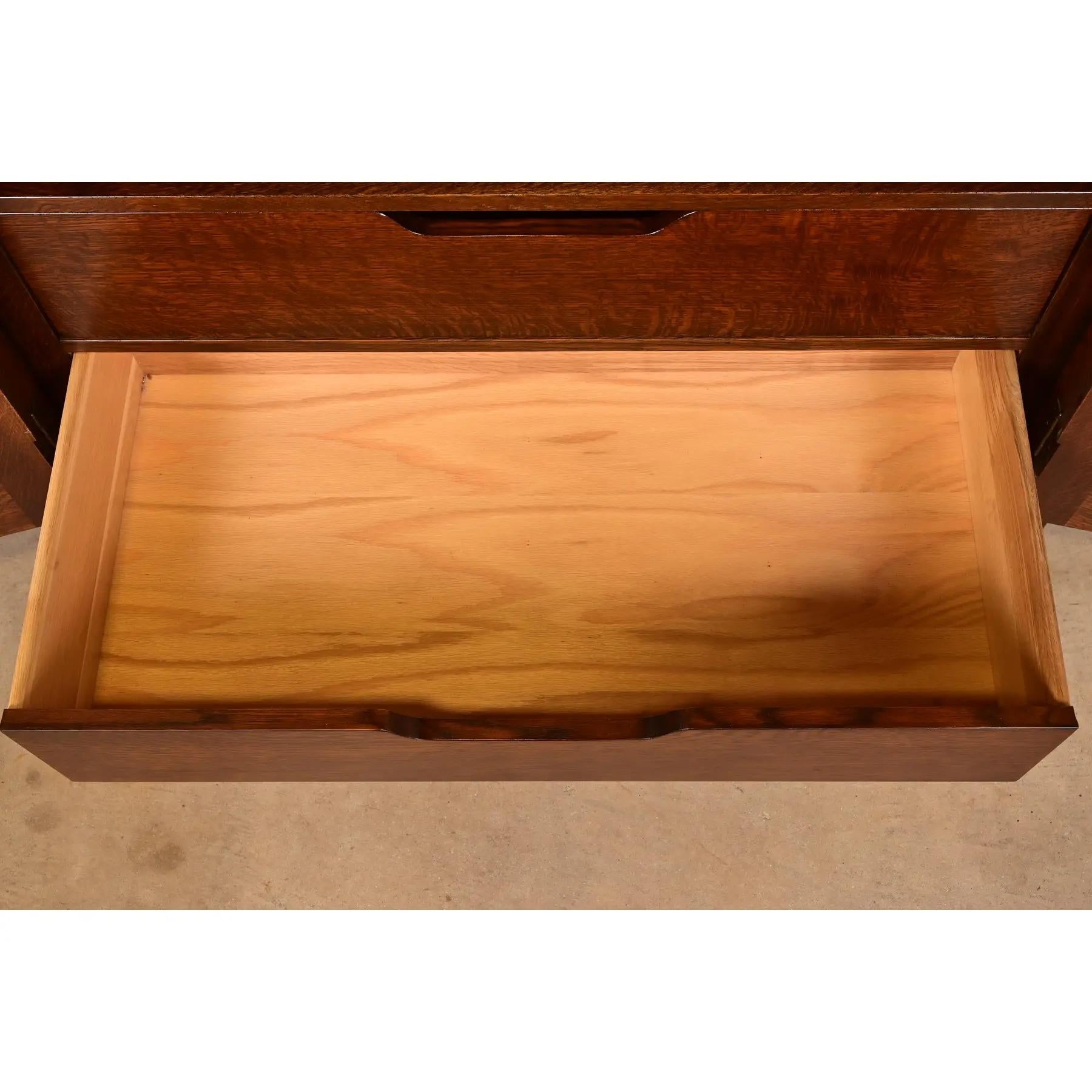Comò o cassapanca da uomo di Stickley Mission Oak Arts & Crafts in vendita 2