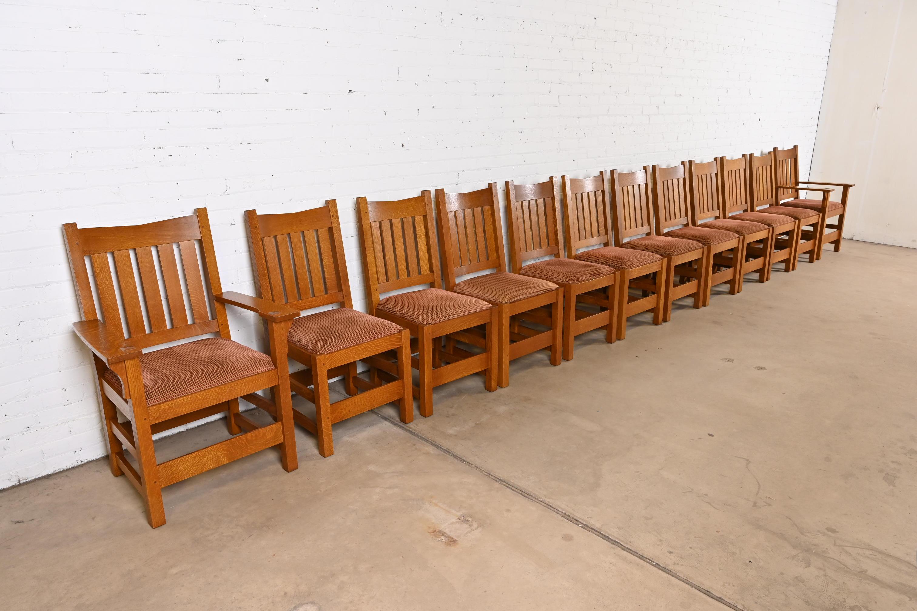 Juego de doce sillas de comedor Stickley Mission Oak Arts & Crafts Artes y manualidades en venta