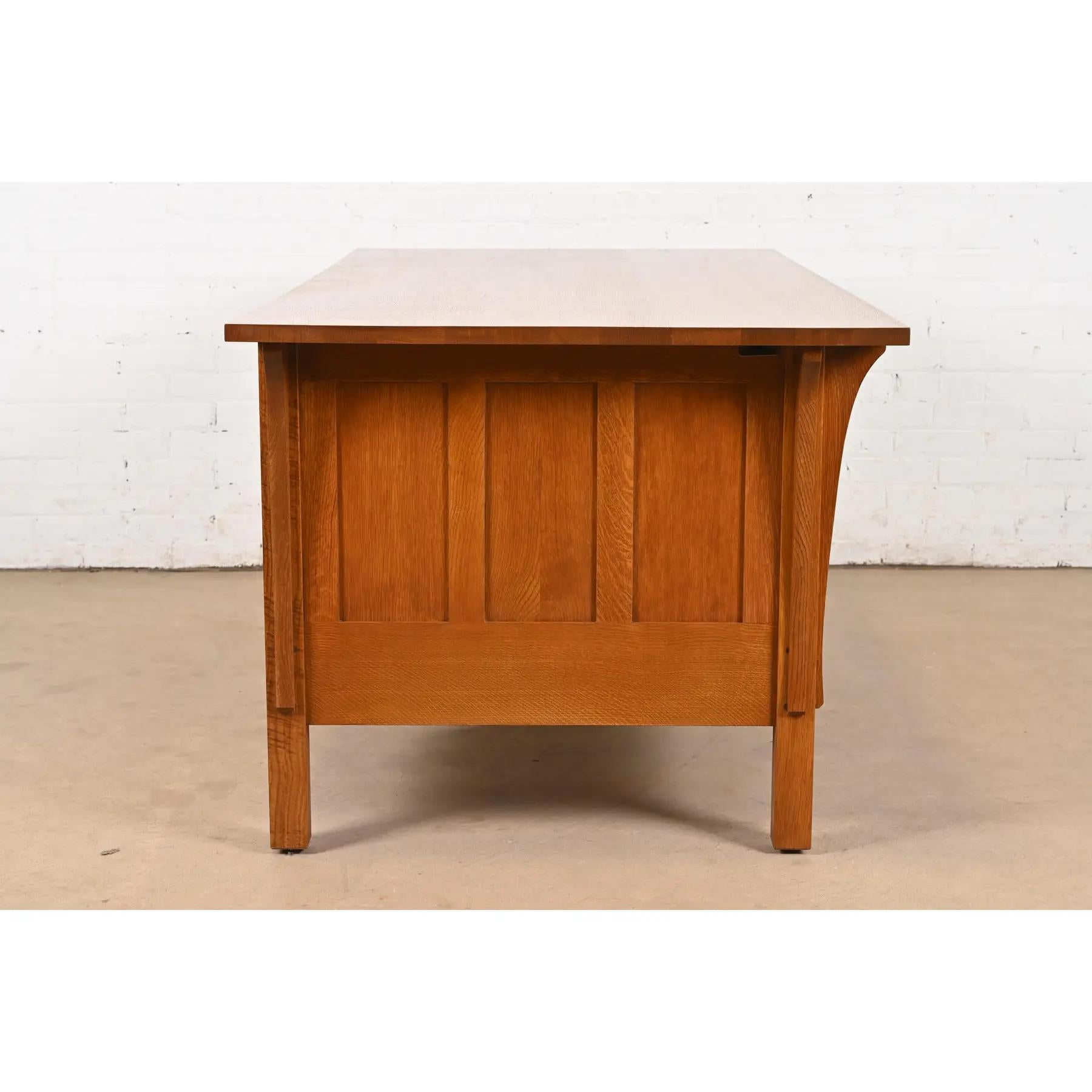 Stickley Mission Oak Arts & Crafts Chefschreibtisch im Angebot 3