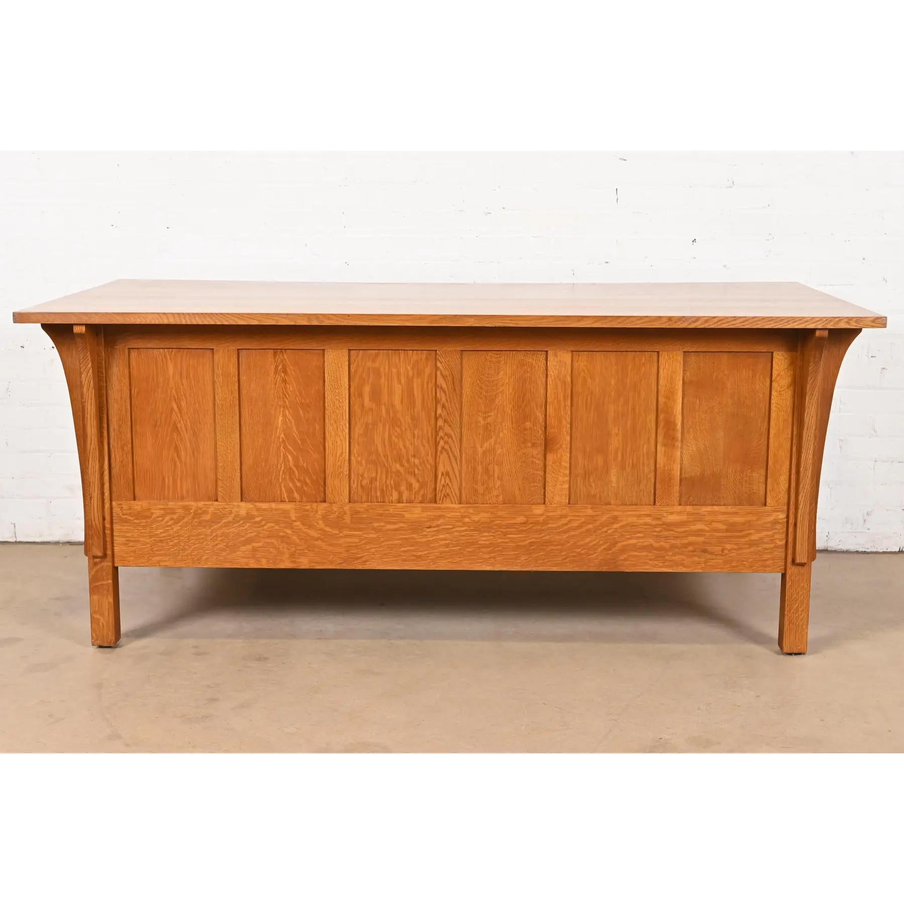 Stickley Mission Oak Arts & Crafts Chefschreibtisch im Angebot 4