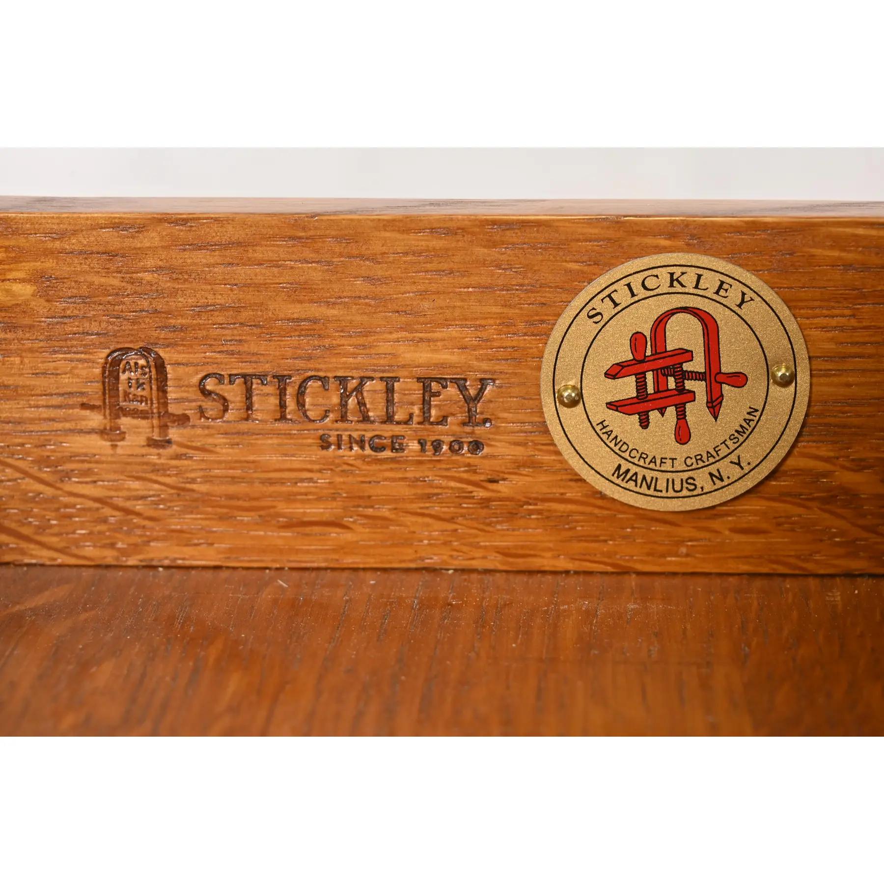 Stickley Mission Oak Arts & Crafts Chefschreibtisch im Angebot 1
